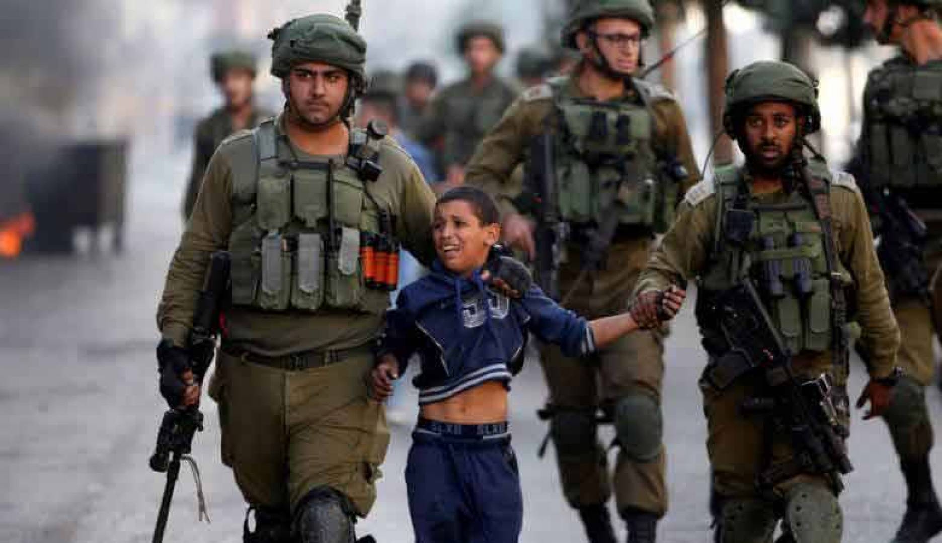 كتب الدكتور محمد حمود: لماذا لا يكون كلّ أطفال العرب ريّان؟.