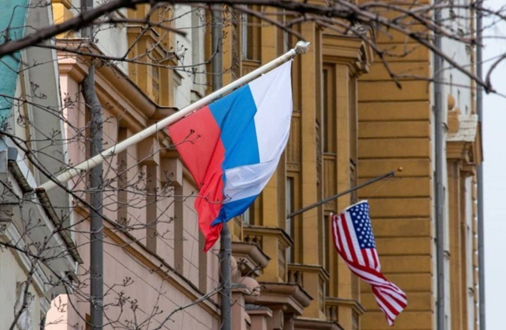 البنتاغون ينشئ خط اتصال مباشر مع موسكو لتجنب التصعيد والحوادث