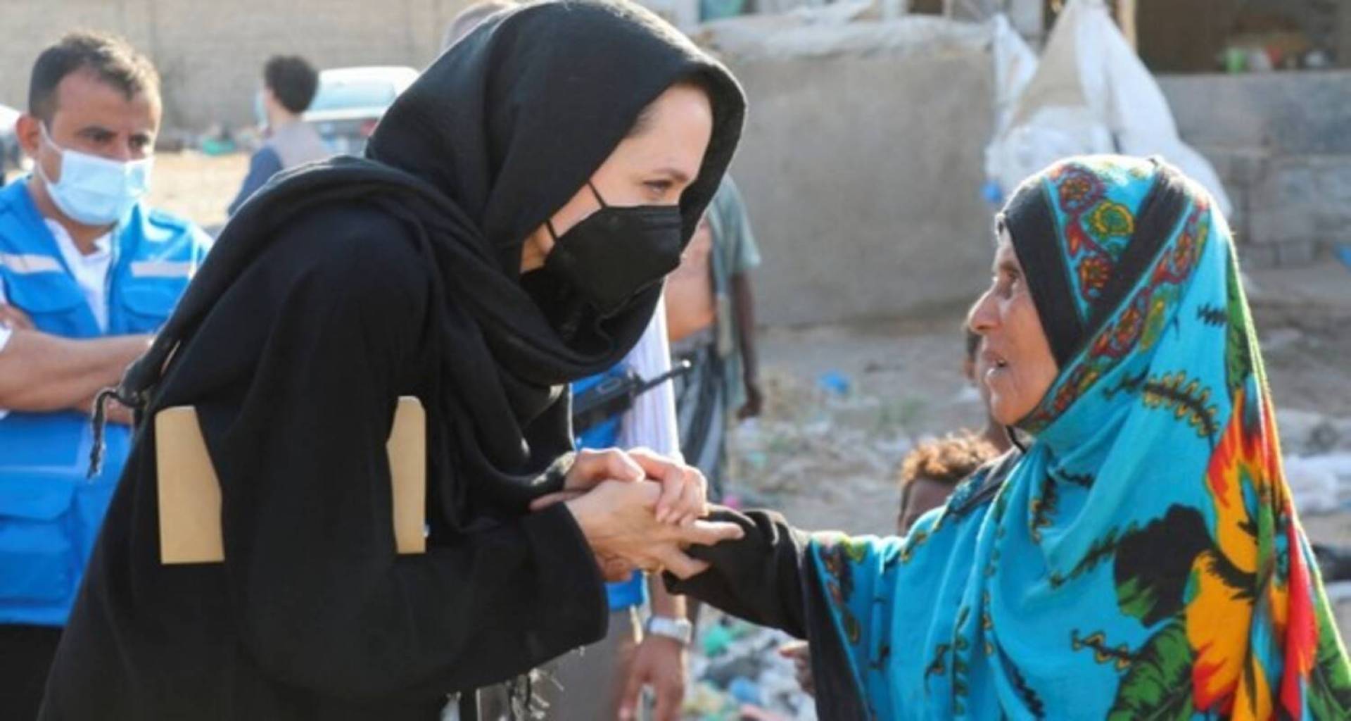 أنجلينا جولي من اليمن: الوضع هنا من أسوأ الأزمات الإنسانية بالعالم