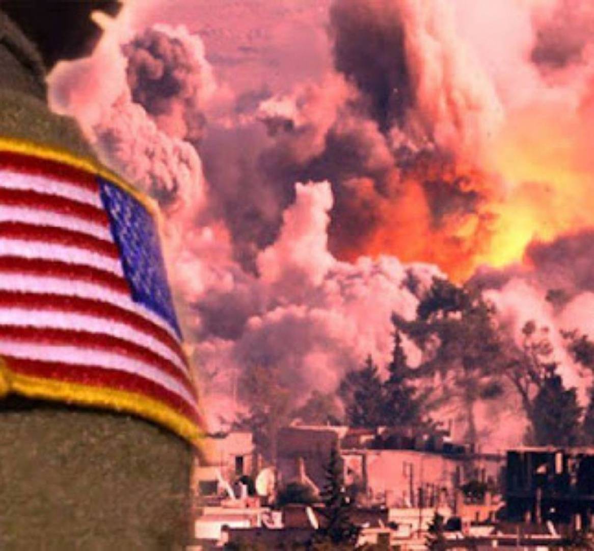 هكذا أراد مواطن أمريكي تذكير العالم أن بلاده الأكثر عدوانية