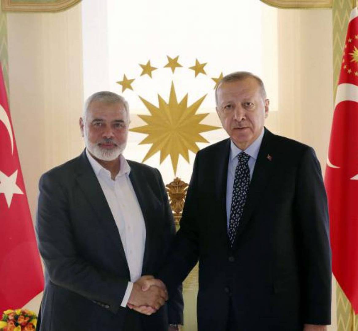 أردوغان يغازل 