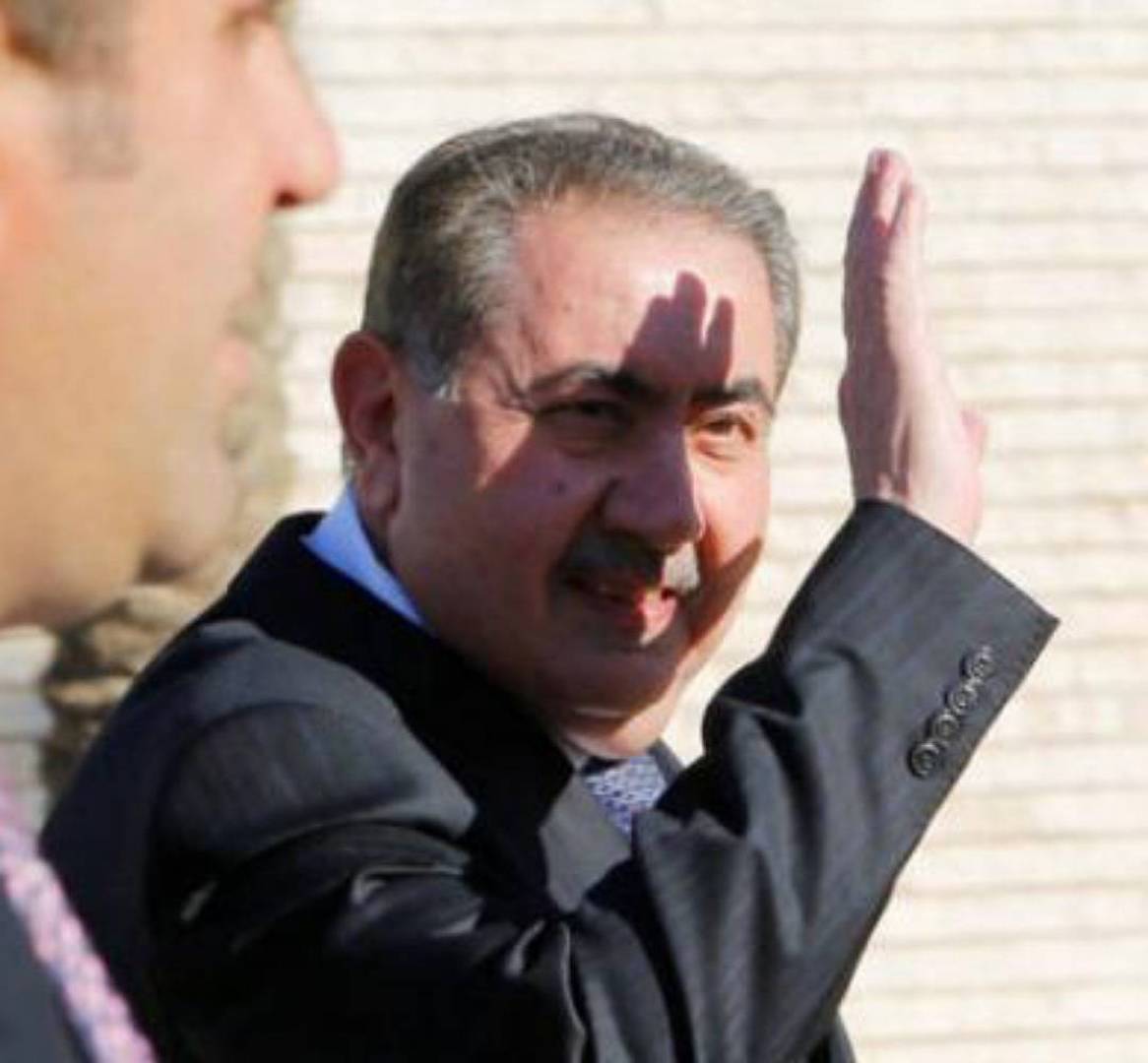 الديمقراطي الكردستاني يستبدل زيباري بمرشح جديد لرئاسة العراق....من هو !!