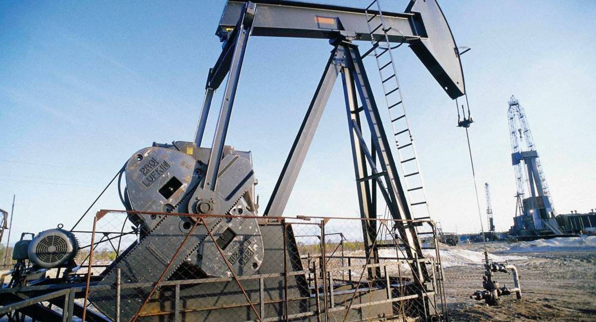 شركة النفط الوطنية الإيرانية: الطاقة الانتاجية للنفط الإيراني عادت لمستوى ما قبل الحظر.