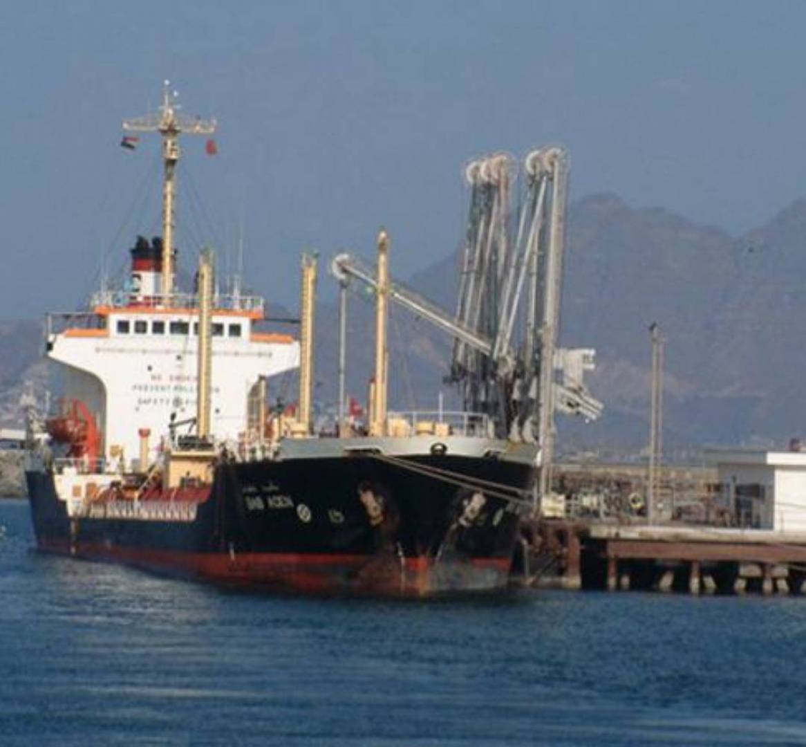 التحالف السعودي يخرق الهدنة الأممية ويحتجز سفينة 