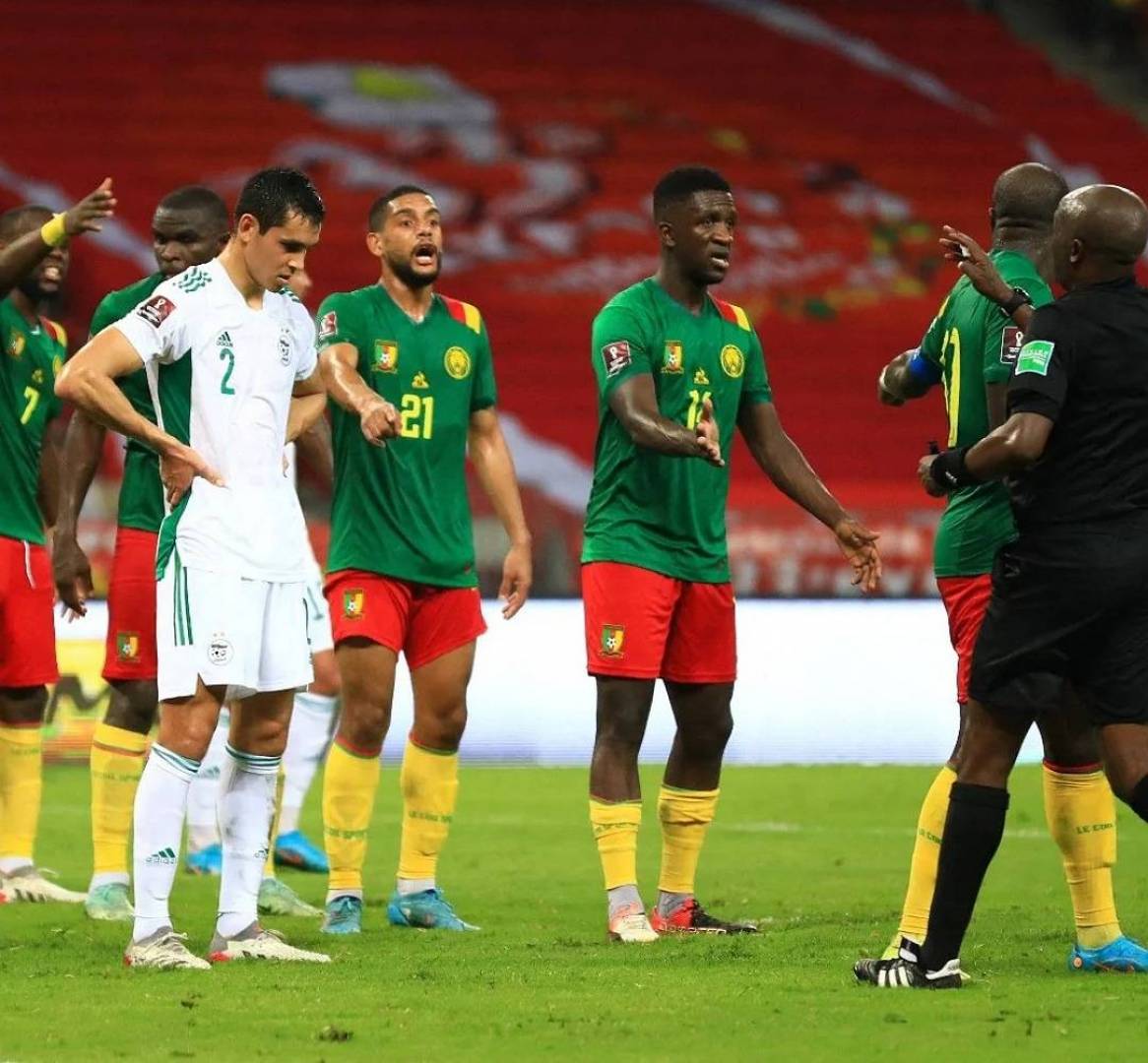 الفيفا يحدد موعد إعادة النظر بنتيجة مباراة الجزائر وكاميرون