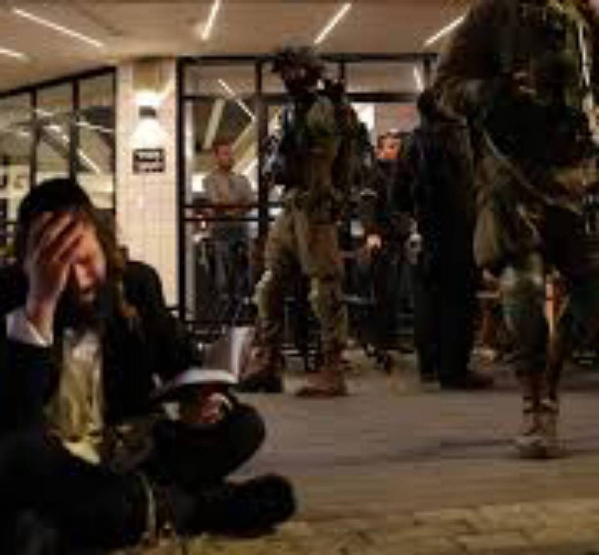 مكالمة هاتفية الساعة 5 فجرا أوصلت الشاباك لمنفذ عملية 'تل أبيب'