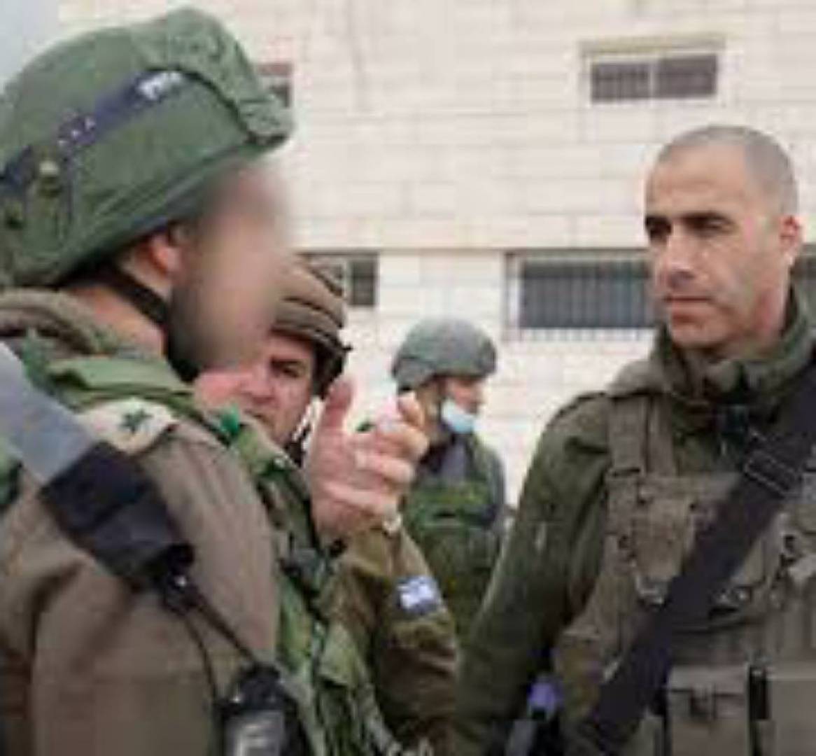 هكذا تجول ضابط في كيان الاحتلال في شوارع رام الله