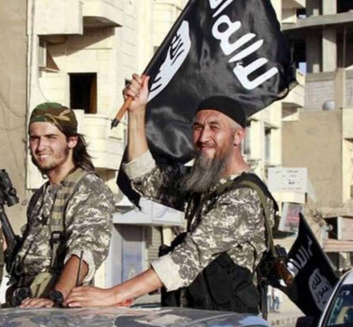 اغتيال أحد وجهاء العشائر في دير الزور....وداعش يتبنى