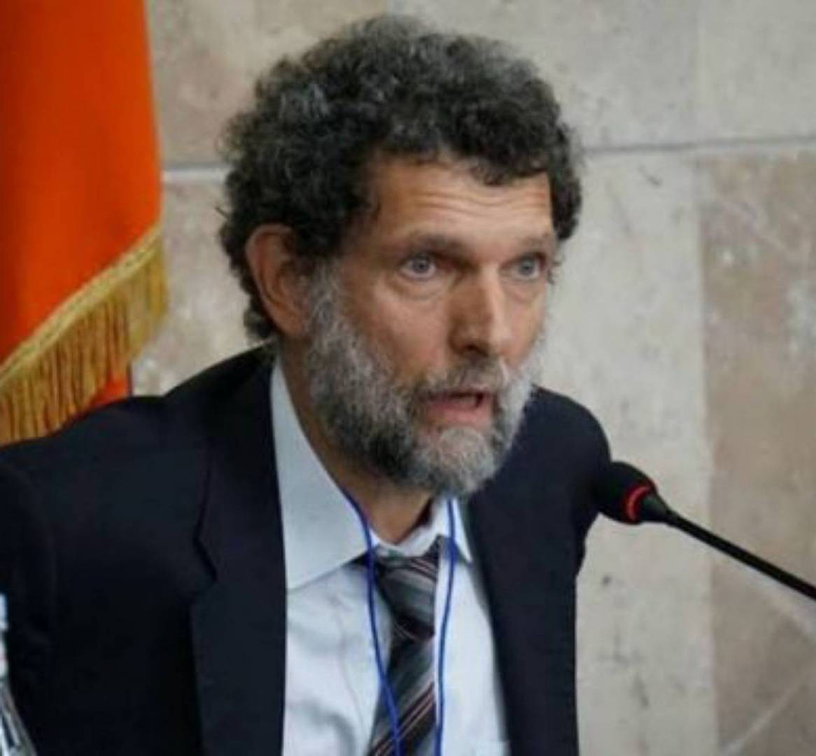 محكمة تركية تقضي بالسجن المؤبد على 