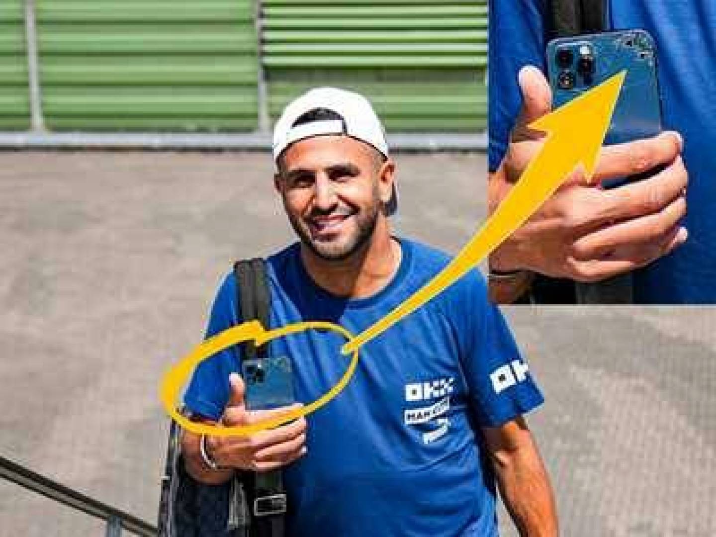 النجم الجزائري رياض محرز يشعل مواقع التواصل الاجتماعي بعد صععوده إلى الطائرة حاملا هاتفه المكسور