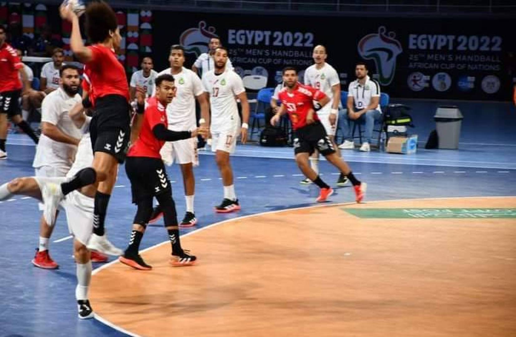 موعد مباراة مصر ضد تونس في نصف نهائي كأس الأمم الأفريقية بكرة اليد والقنوات الناقلة