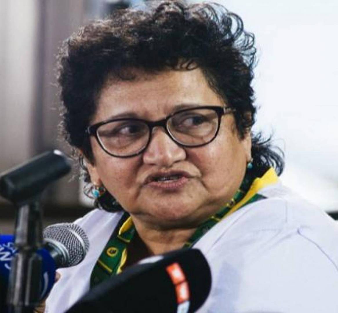 رحيل حاملة أسرار نيلسون مانديلا...من هي