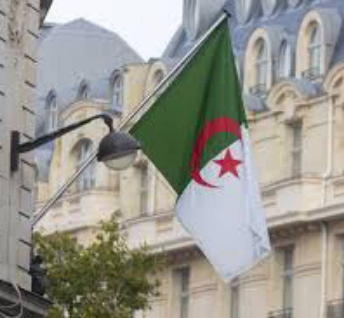 الجزائر تفتح النار على وزير خارجية إسبانيا وتبعث برسالة تهديد