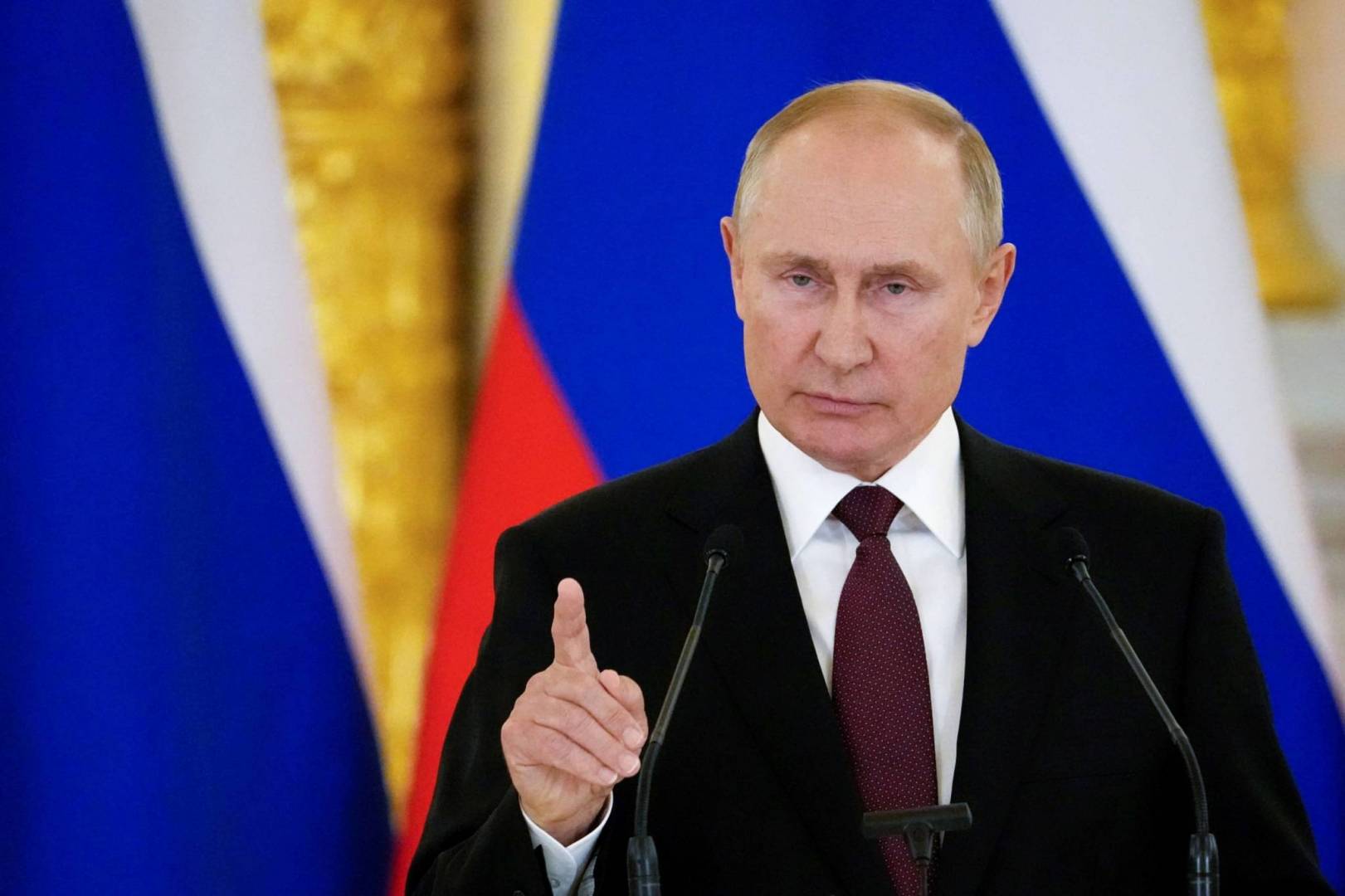 الغارديان..  العقوبات ضد موسكو عززت قوة بوتين