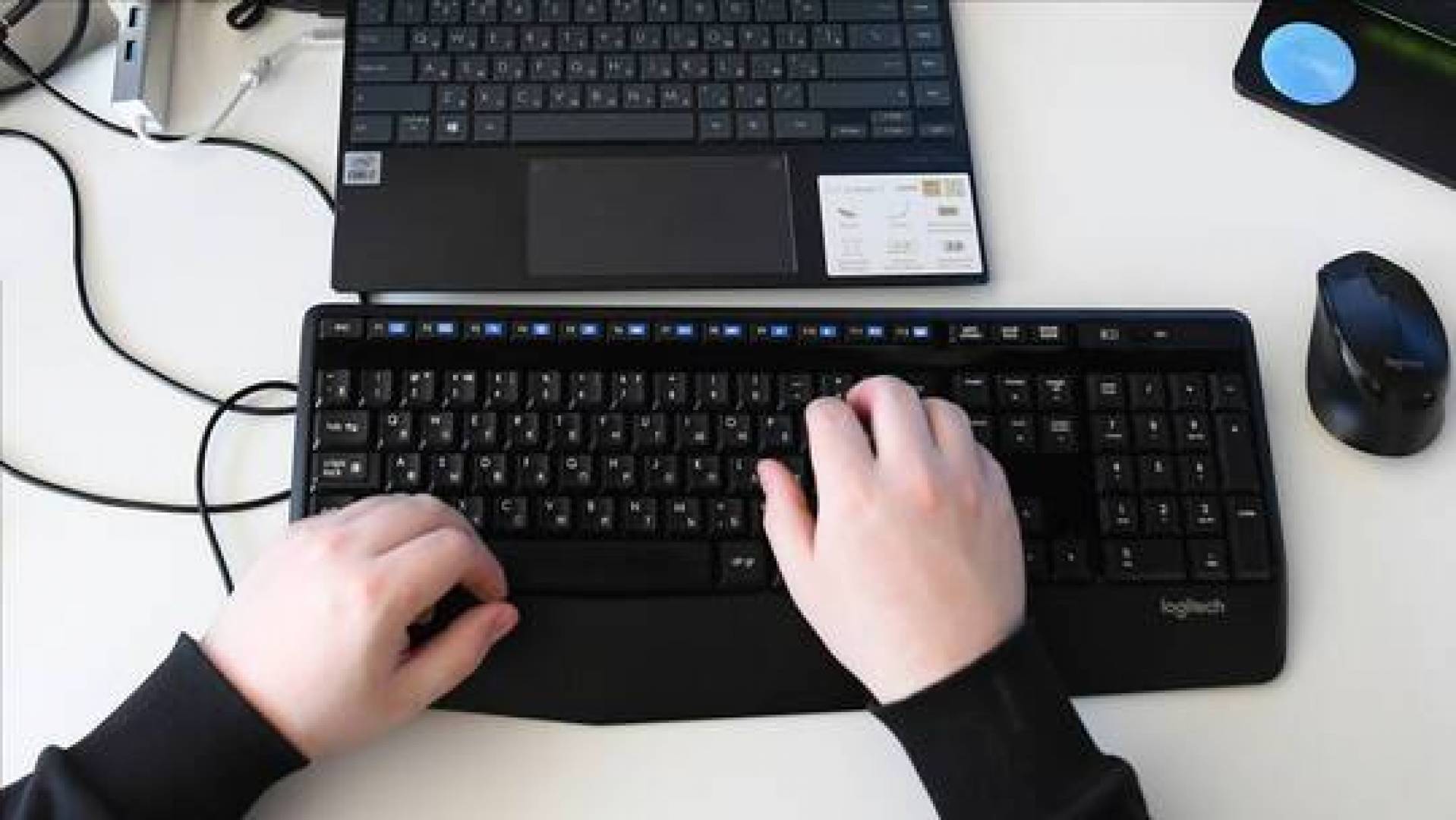 مجموعة هاكرز روسية تخترق خوادم جامعة الدفاع الأوكرانية