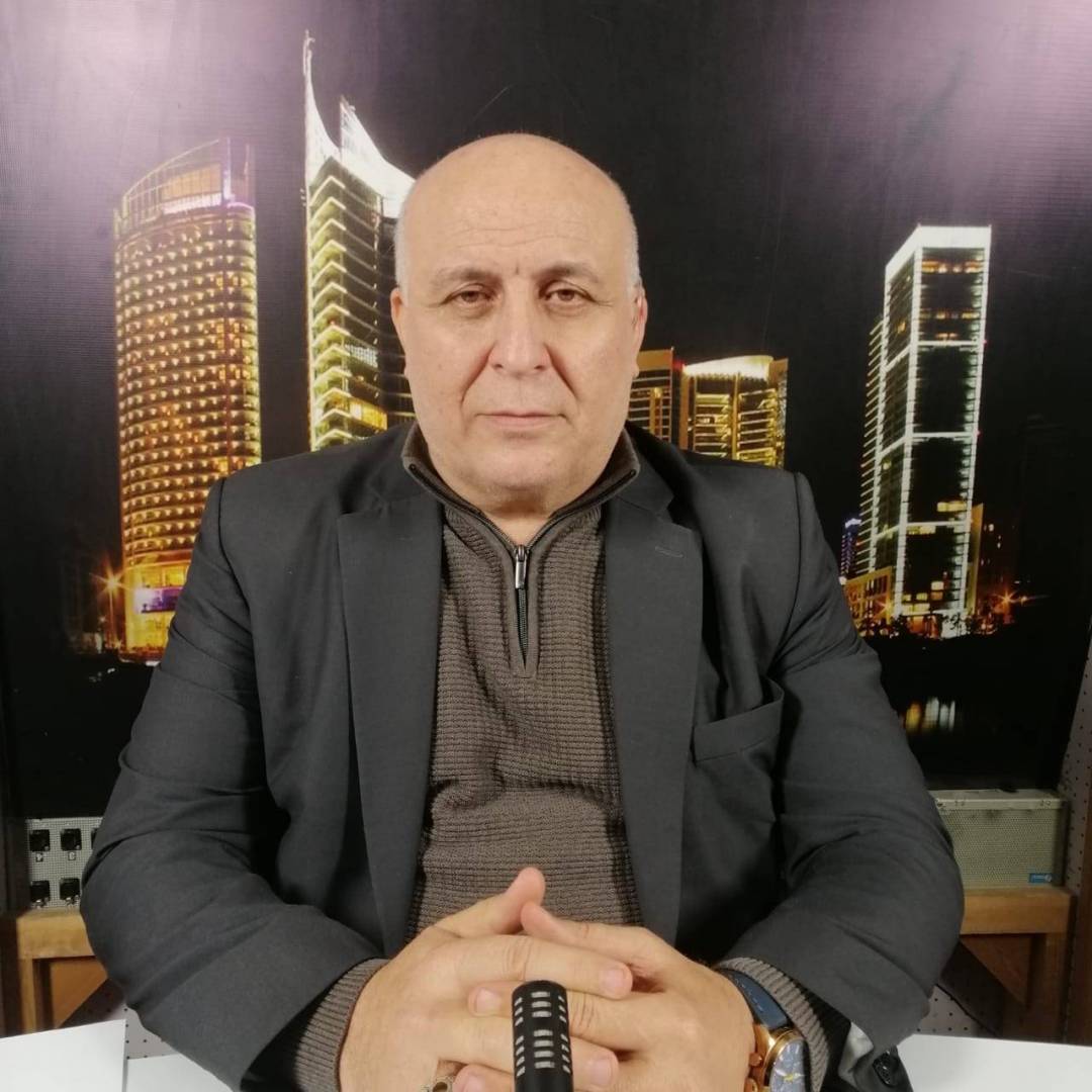 كَتَبَ د. إسماعيل النجار: رؤوسٌ أينَعَت وحآنَ قطافها والنواطير غافية تحتها وغافلة عنها،