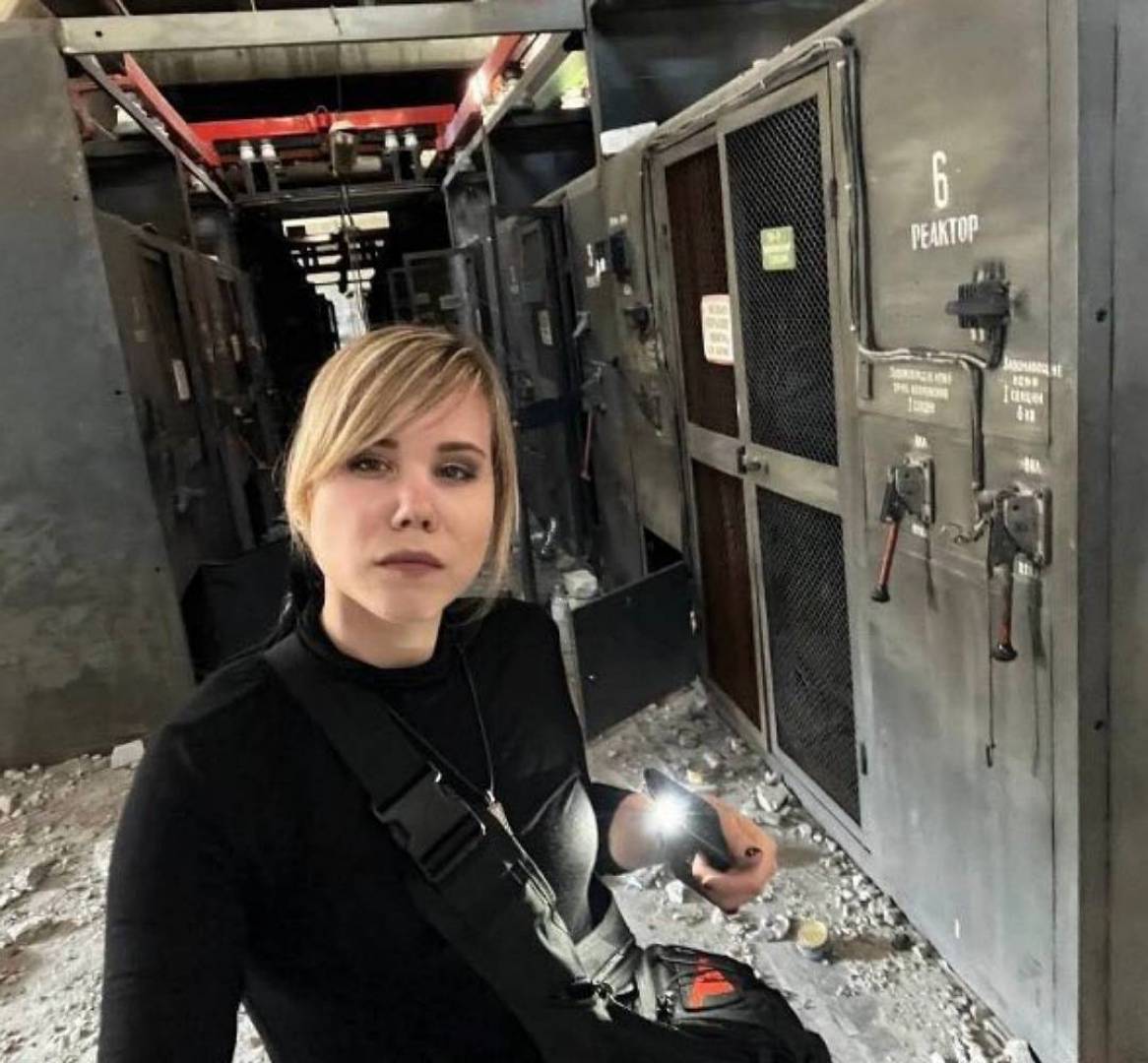 انفجار غامض يودي بحياة ابنة 