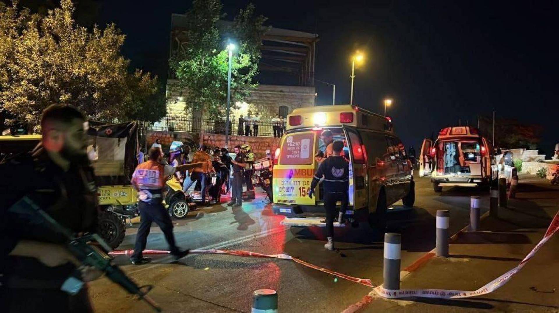 إصاباتٌ بإطلاق نار على حافلة صهيونية في القدس المحتلة
