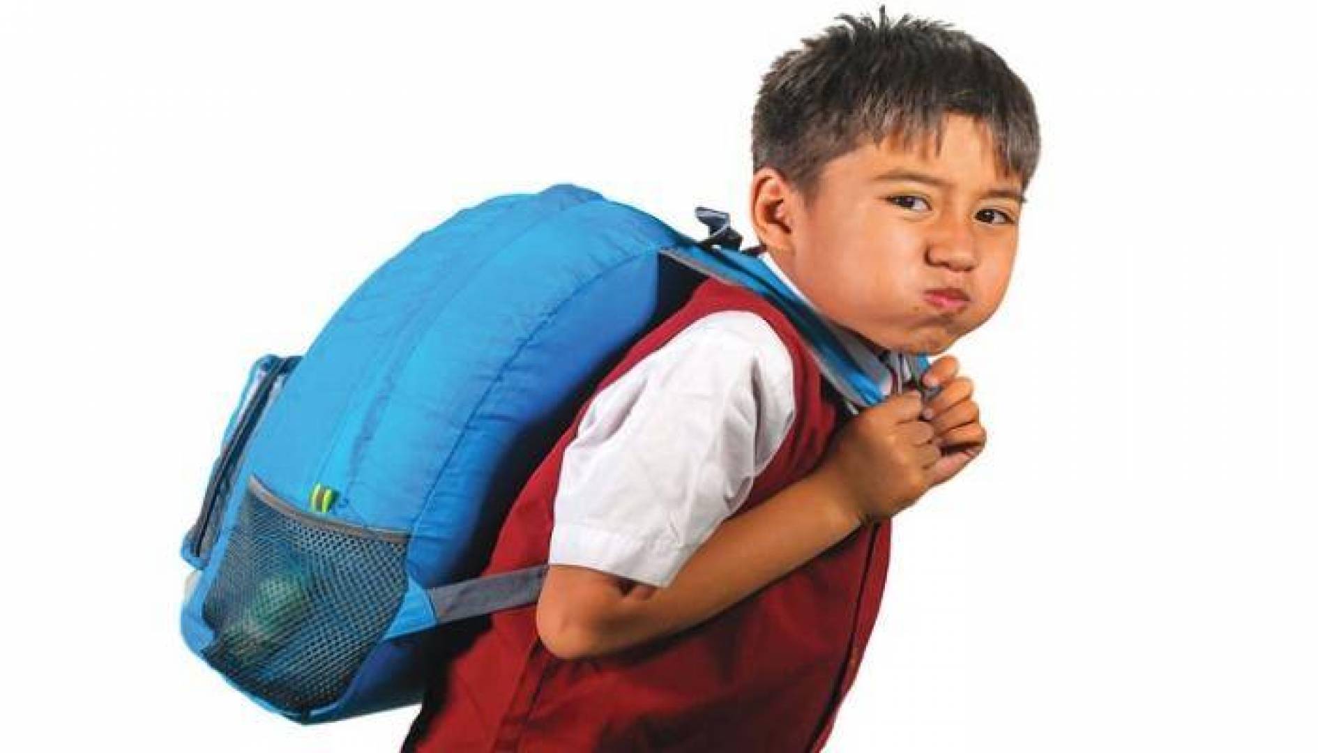 كيف تحافظ على صحة ظهر طفلك من الحقيبة المدرسية