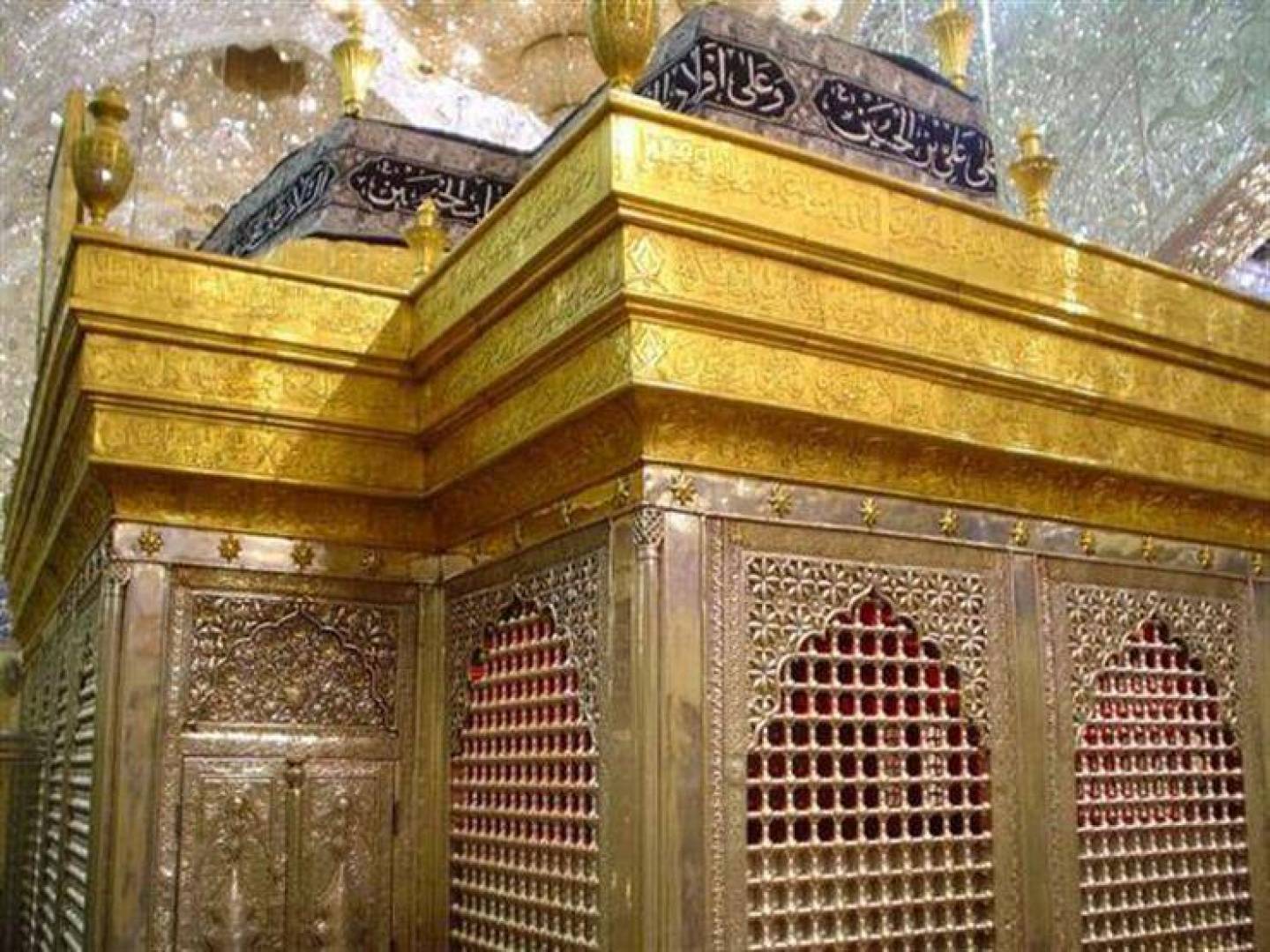كتب زُهَيْر مَهْدي: من الرمل إلى الآفاق, قصةُ عِشقٍ بين شعبٍ وقبر