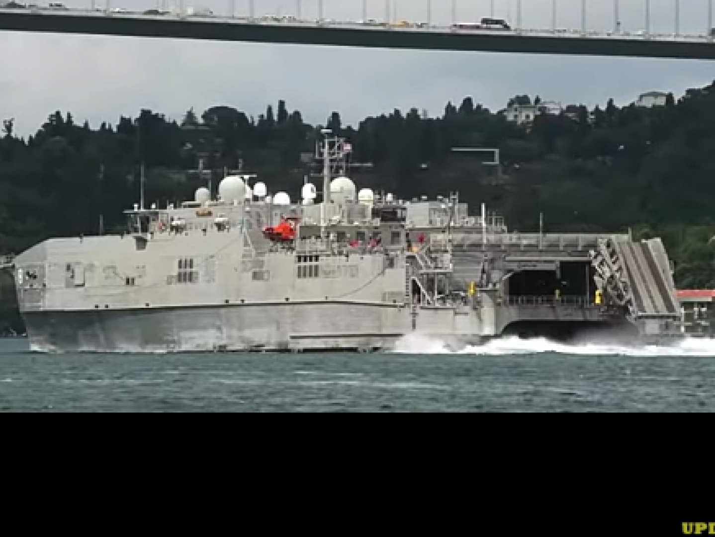 اختبار سفينة النقل العسكرية الأمريكية ذاتية التوجيه Apalachicola