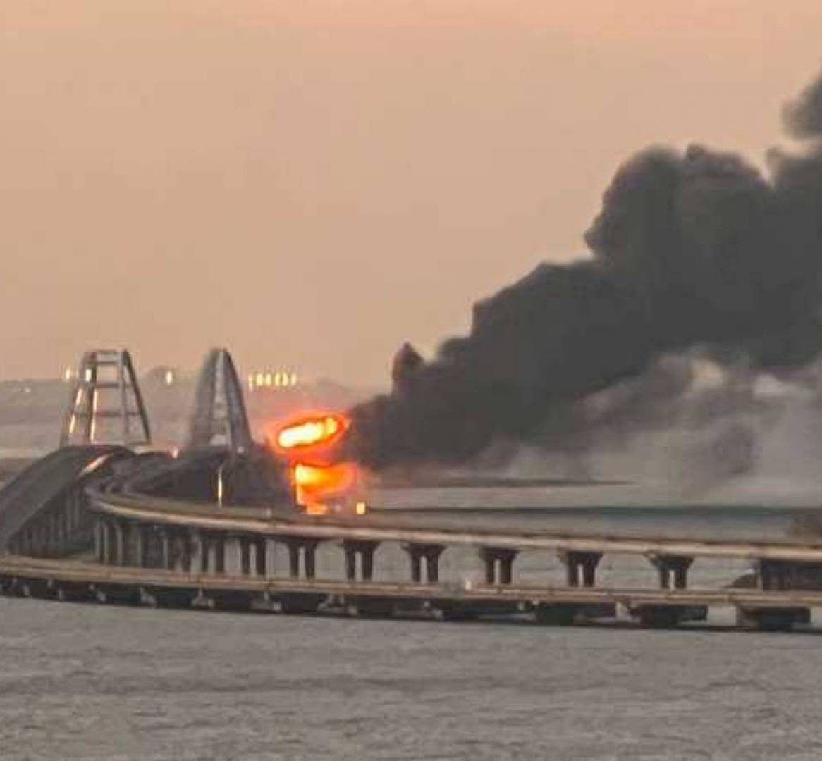 موسكو تعلن مسؤولية جهاز الاستخبارات الأوكراني عن تفجير جسر القرم