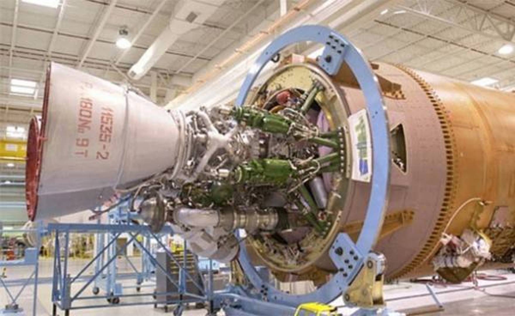 الصين تختبر محركا جديدا يعمل بوقود الأكسجين والميثان.