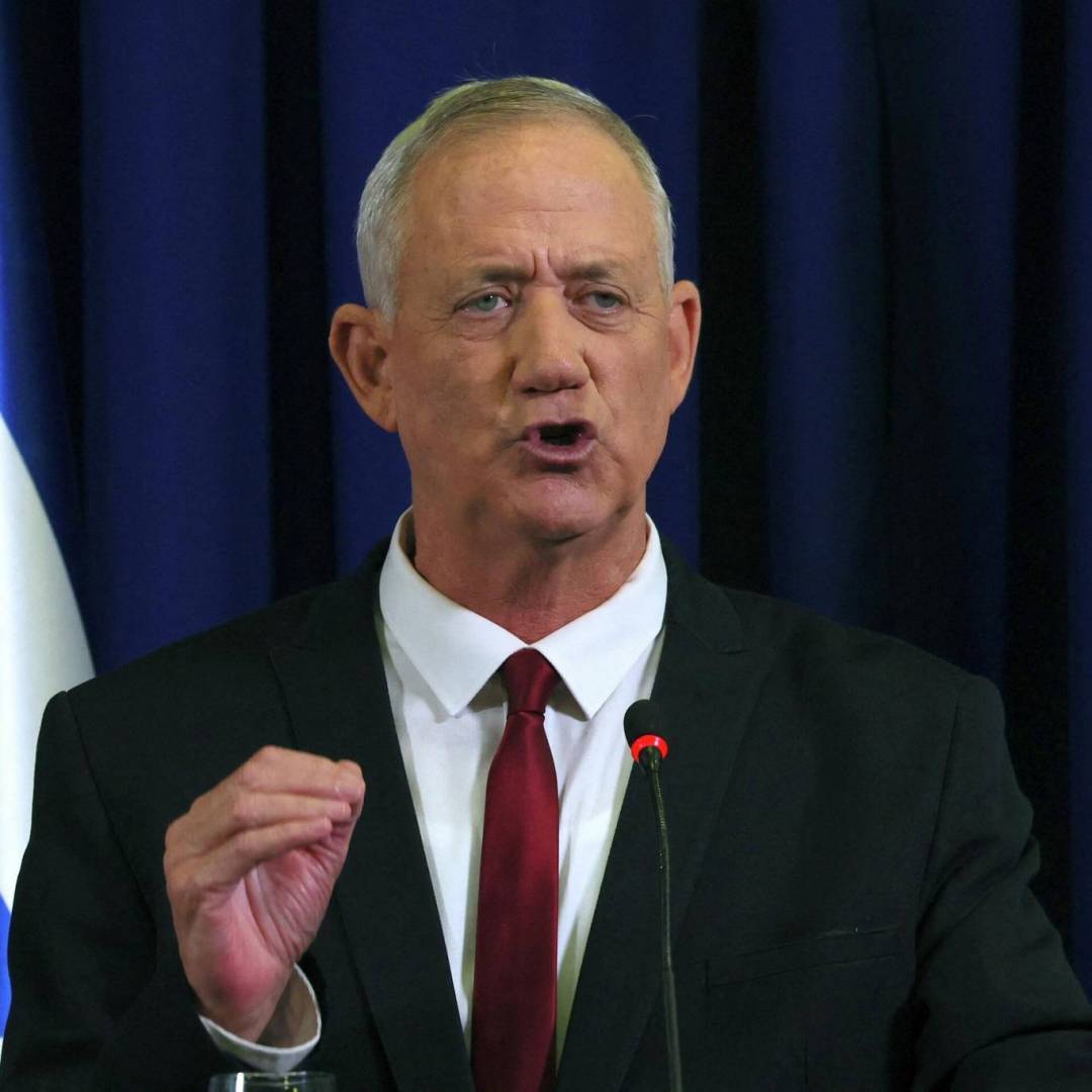 زيارة مفاجئة وغير معلنة...غانتس في أنقرة وهذا ما سيطلبه من إردوغان