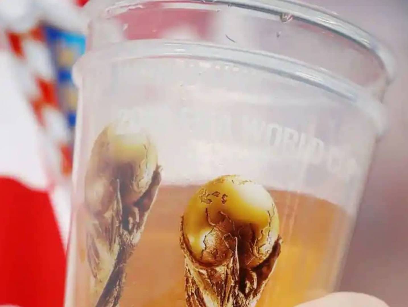 قطر تحسم الأمر ..لا بيع للخمور في مواقع استادات كأس العالم