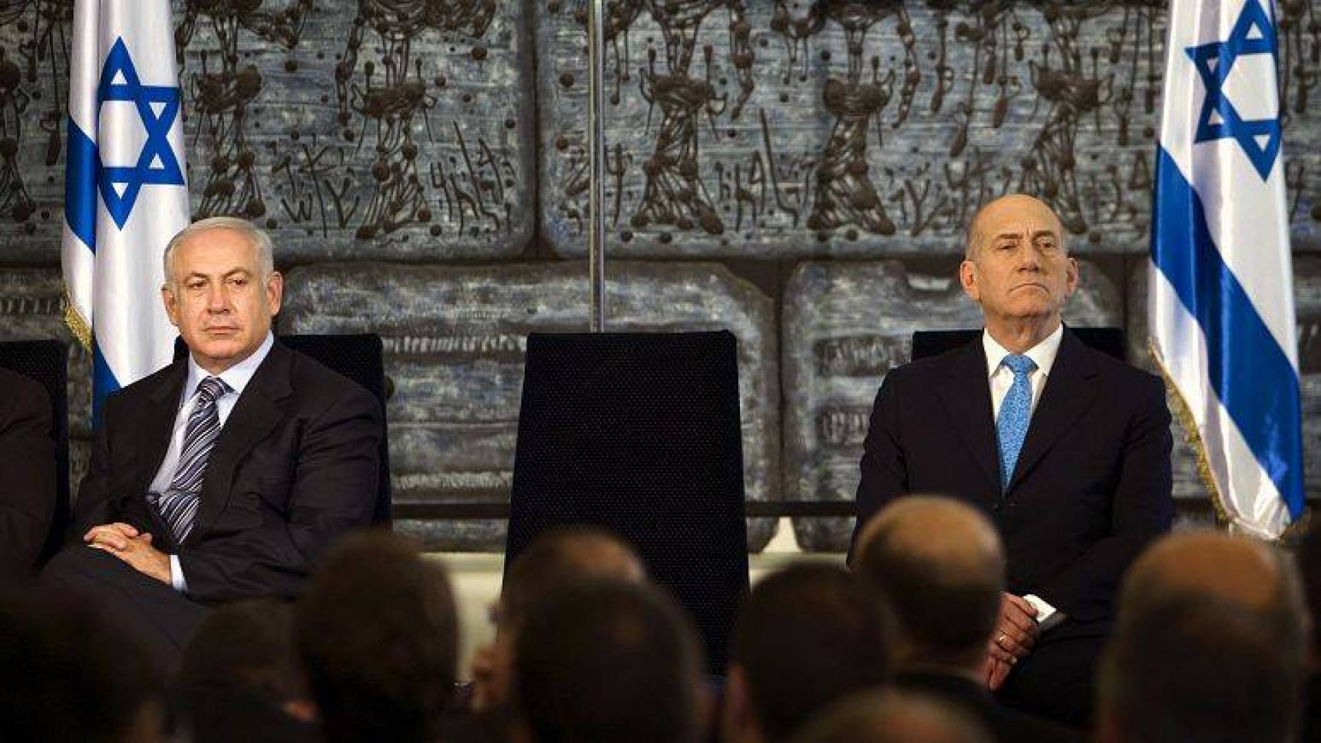 نتنياهو يكسب دعوى تشهير ضد رئيس الوزراء الإسرائيلي السابق أولمرت