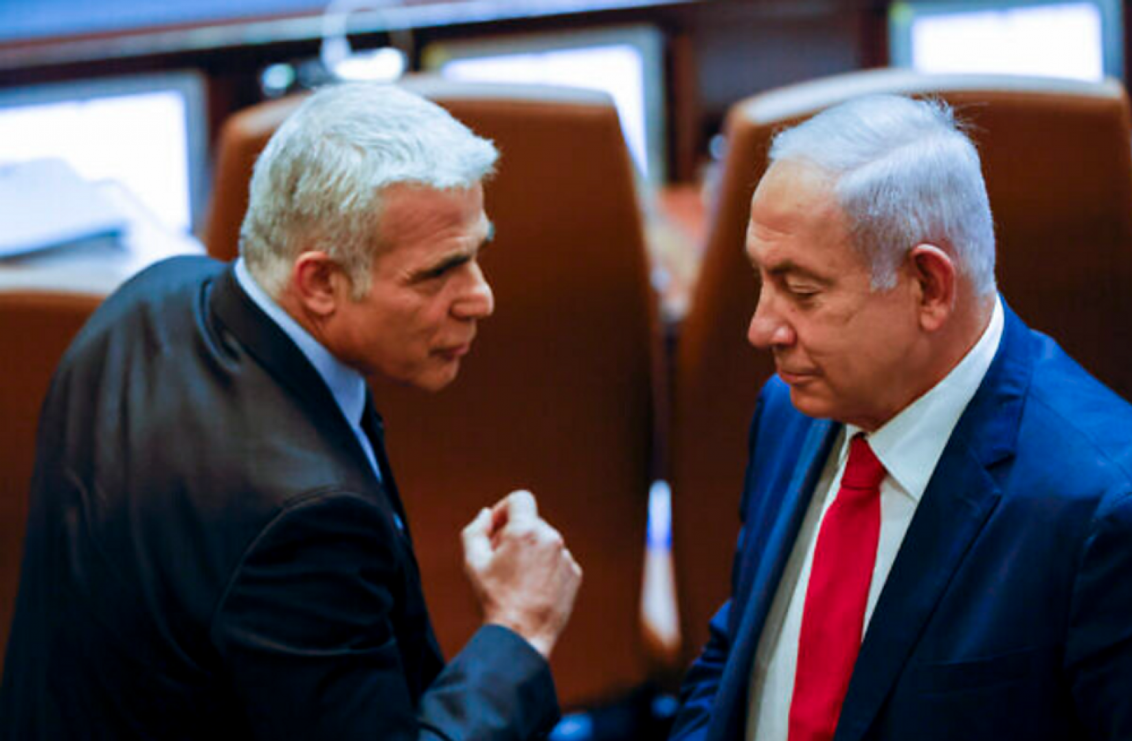 لابيد يعرب عن امتعاضه لتكليف نتانياهو بتشكيل الحكومة الإسرائيلية