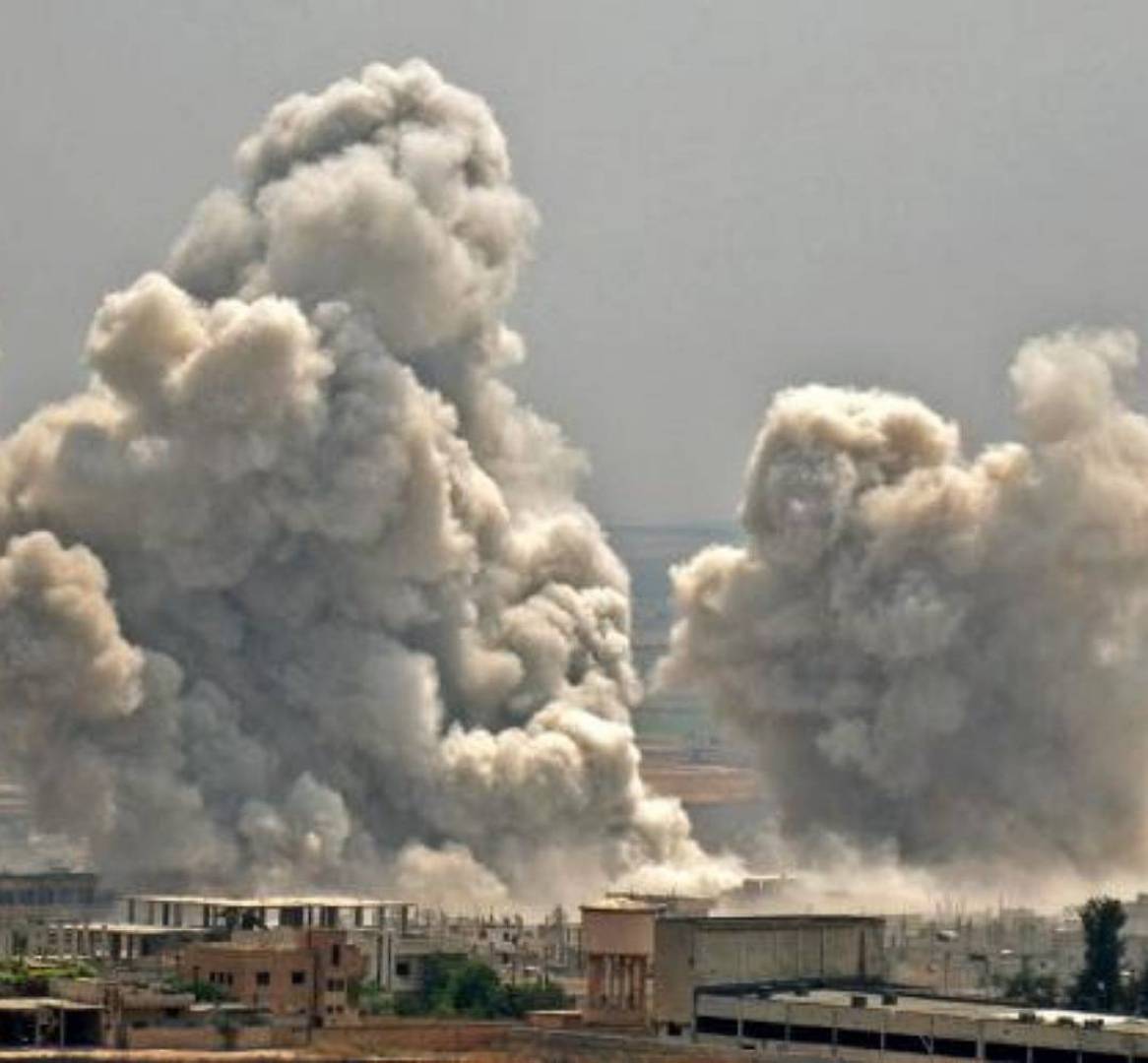 غارات روسية سورية مشتركة على تجمع لهيئة تحرير الشام غرب ادلب