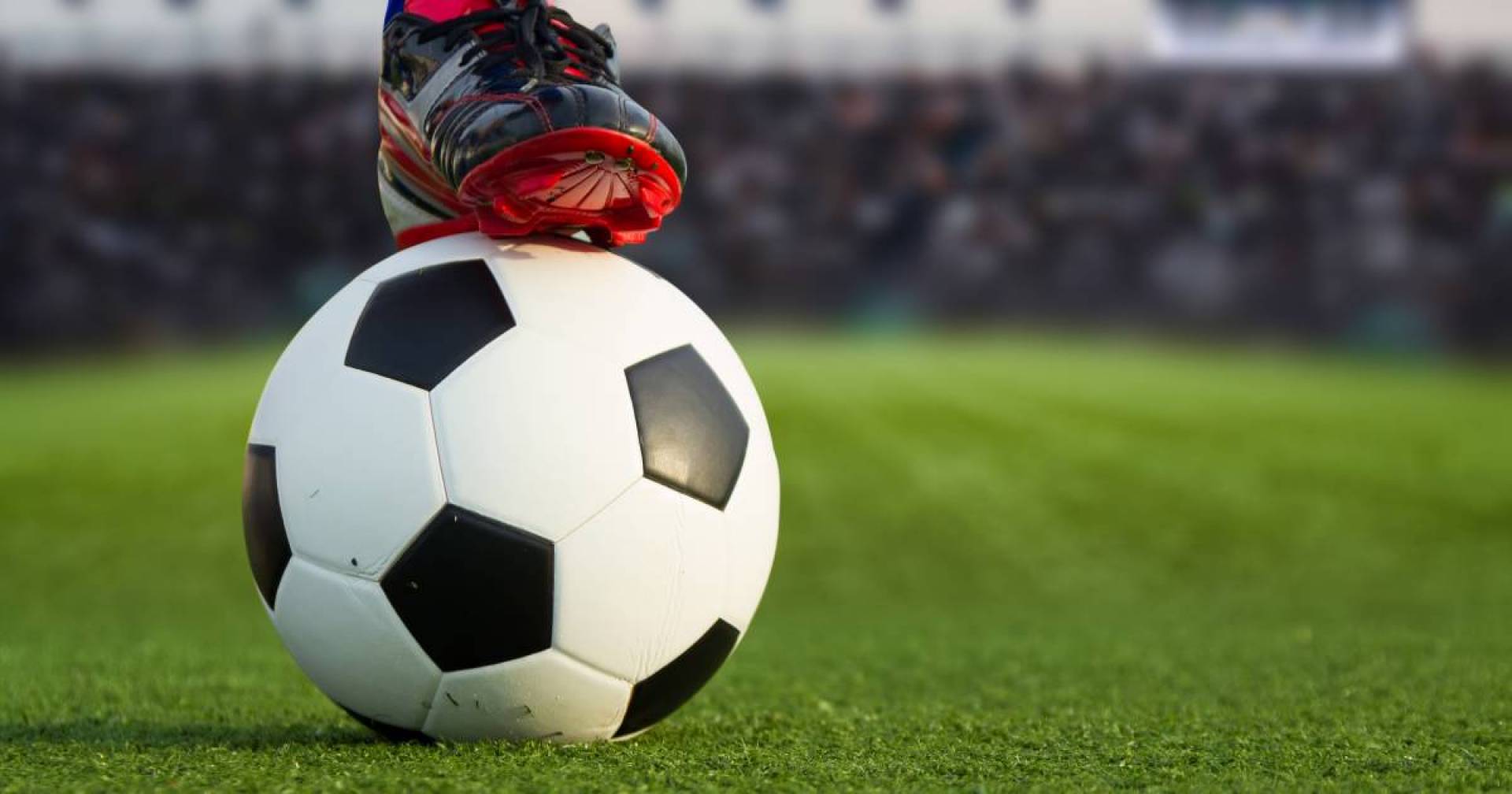 القنوات الناقلة لمباريات اليوم الأربعاء في دوري أبطال أوروبا وموعدها