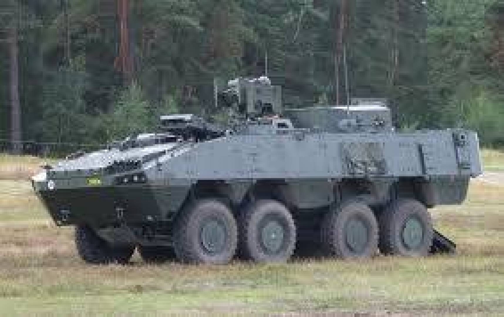 الجيش الأوكراني يتزود بمدرعات Bandvagn 202 البرمائية السويدية القديمة
