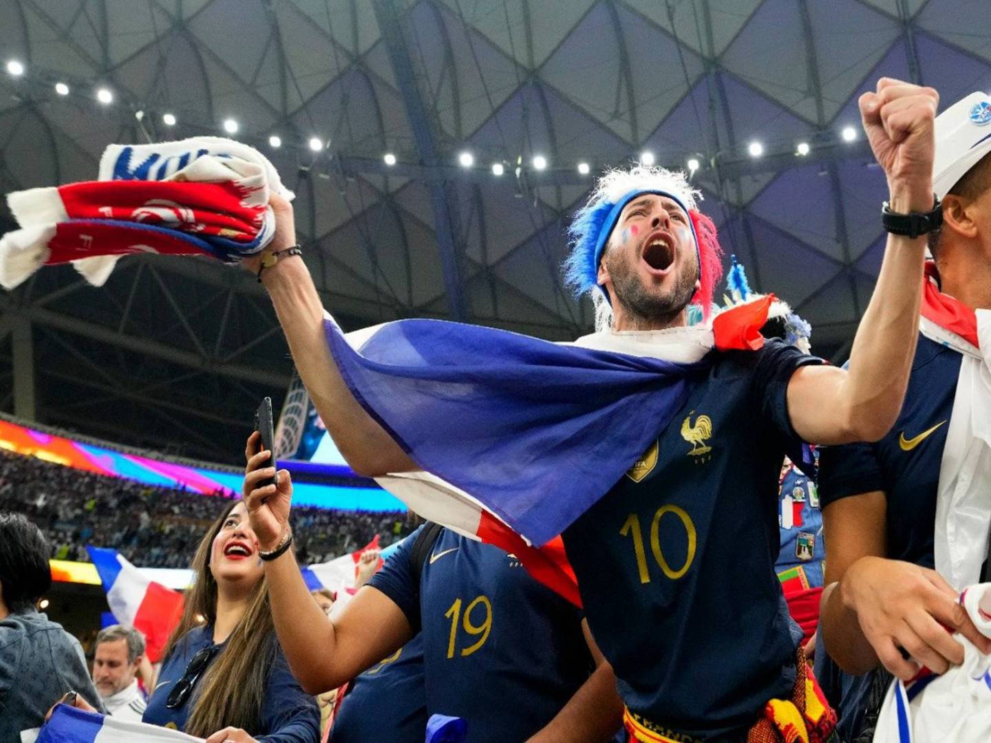 وقعوا عريضة ضخمة...جماهير فرنسا تتطالب بإعادة مباراة نهائي كأس العالم 2022