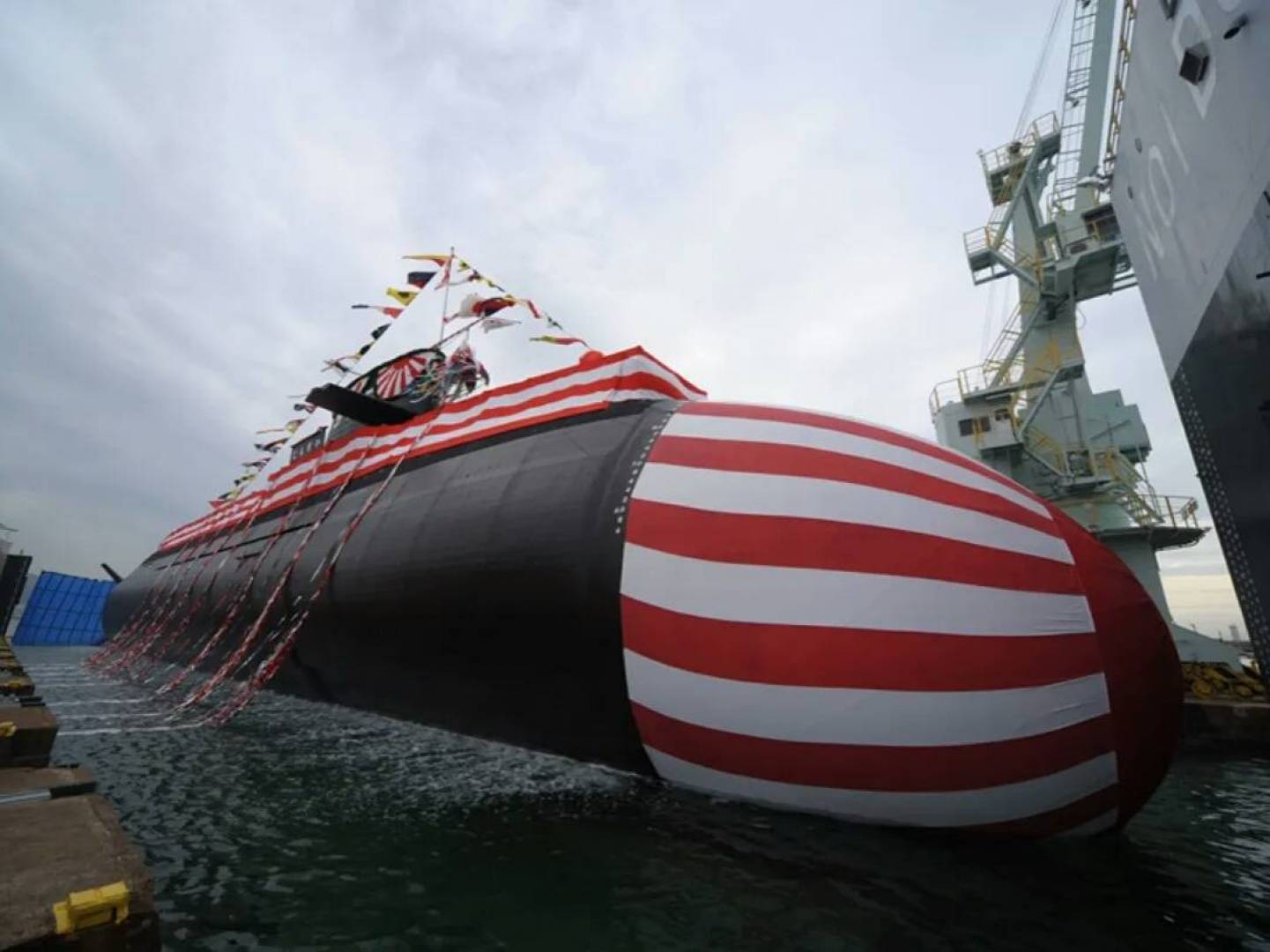 اليابان تزود غواصاتها بصواريخ بعيدة المدى من طراز Type 12 وتوماهوك