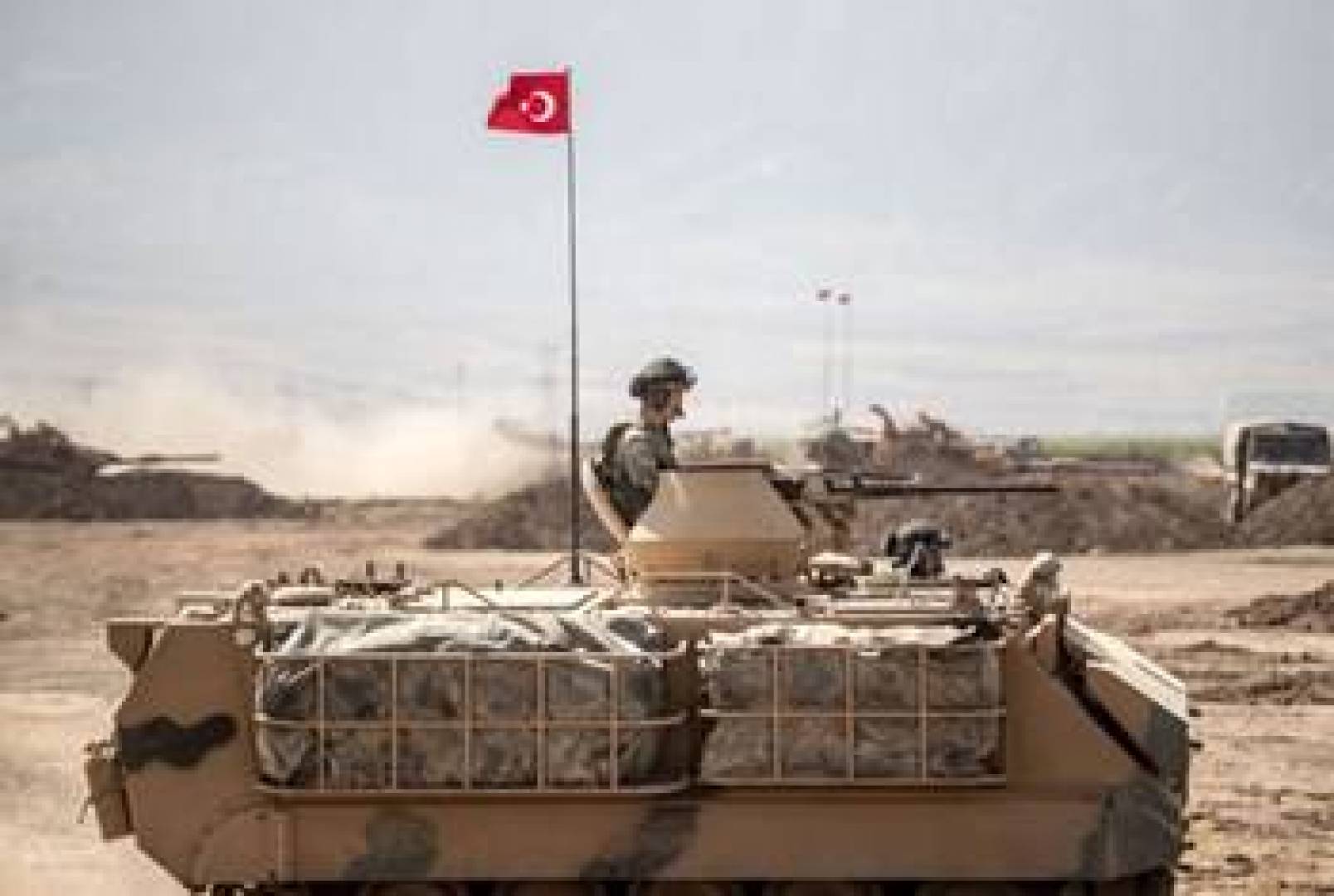 قصف صاروخي يستهدف قاعدة عسكرية تركية شمالي العراق