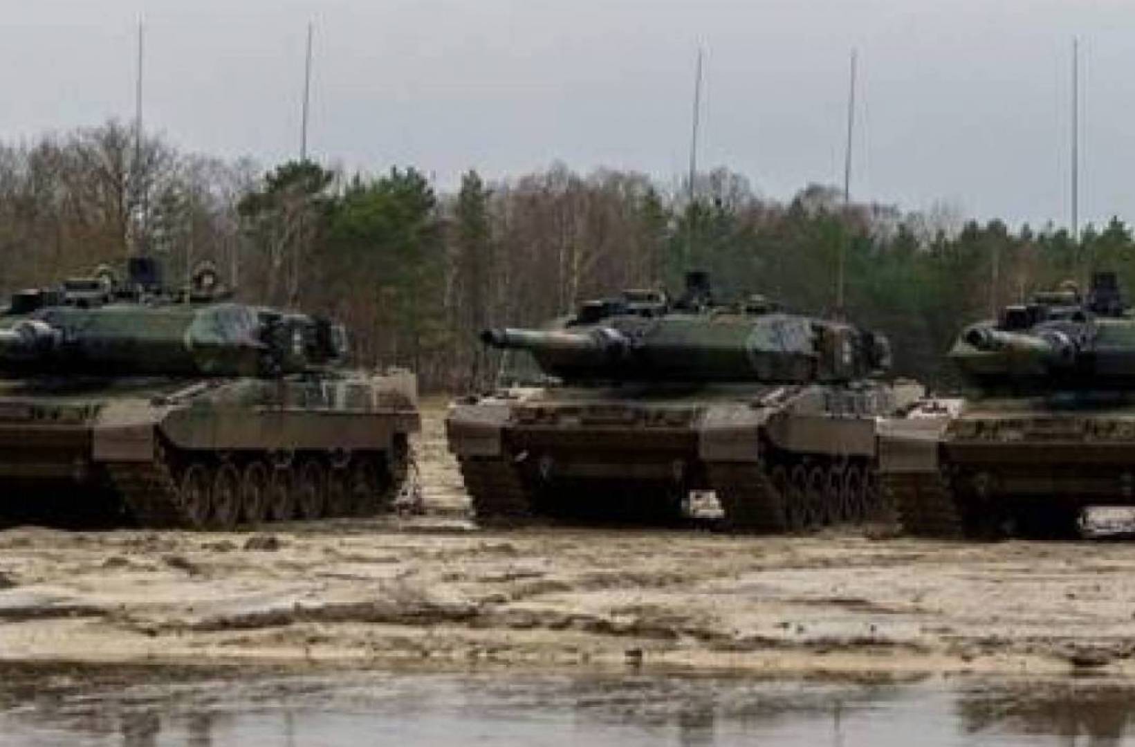 بعد المعارضة.. ألمانيا تفتح باب تسليم دبابات ليوبارد إلى أوكرانيا