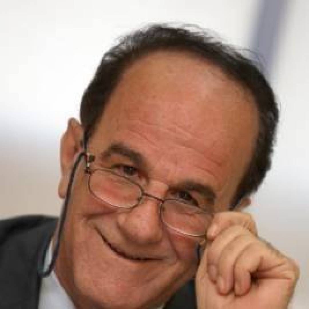كتب البروفيسّور الدكتور محمد كاظم المهاجر: إنّها ألمانيا وليس أوكرانيا.
