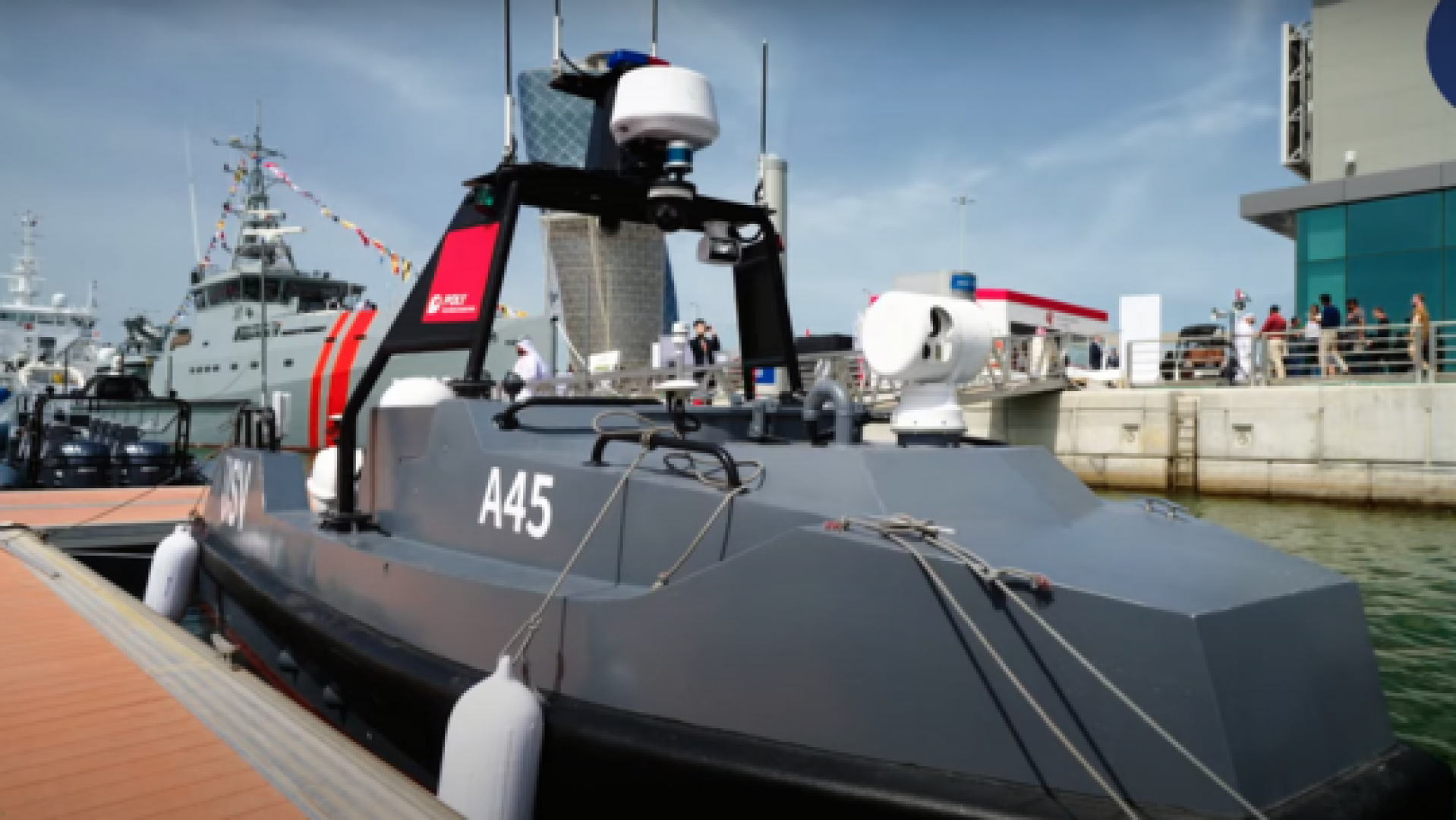 بالفيديو الصين تستعرض قوارب A45 العسكرية المسيّرة الجديدة