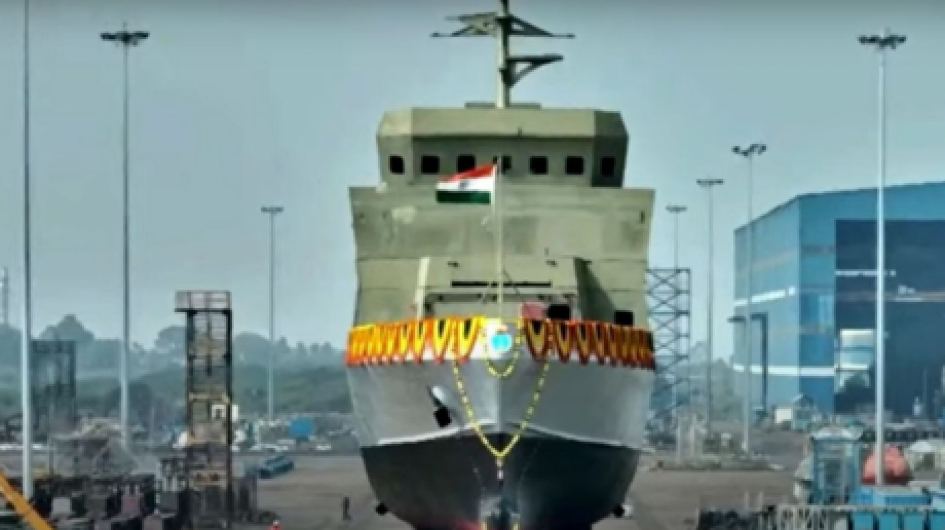 بالفيديو سلاح البحرية الهندية يتسلم السفينة العسكرية الجديدة نوع ASW SWC المضادة للغواصات