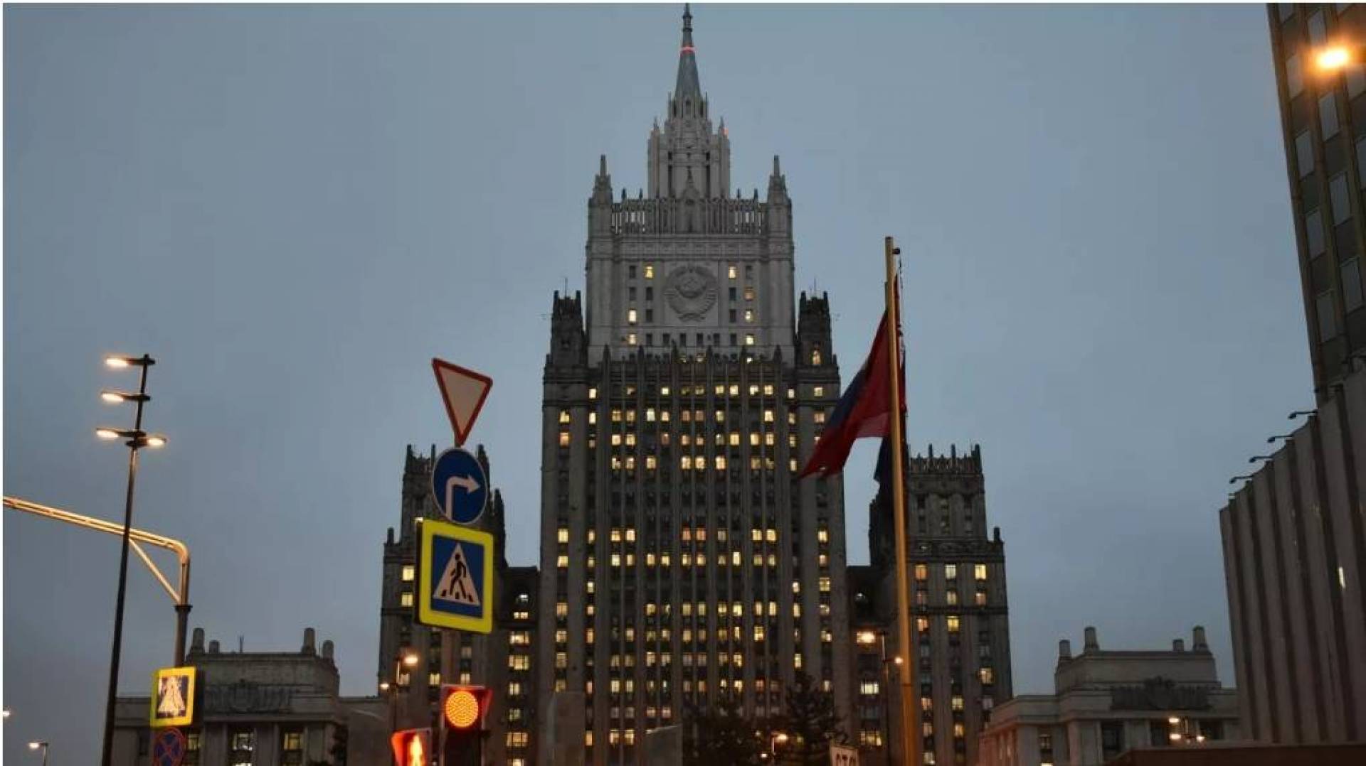 الخارجية الروسية: موسكو مستعدة للنظر في طلبات لتزويد تركيا بطائرات عسكرية