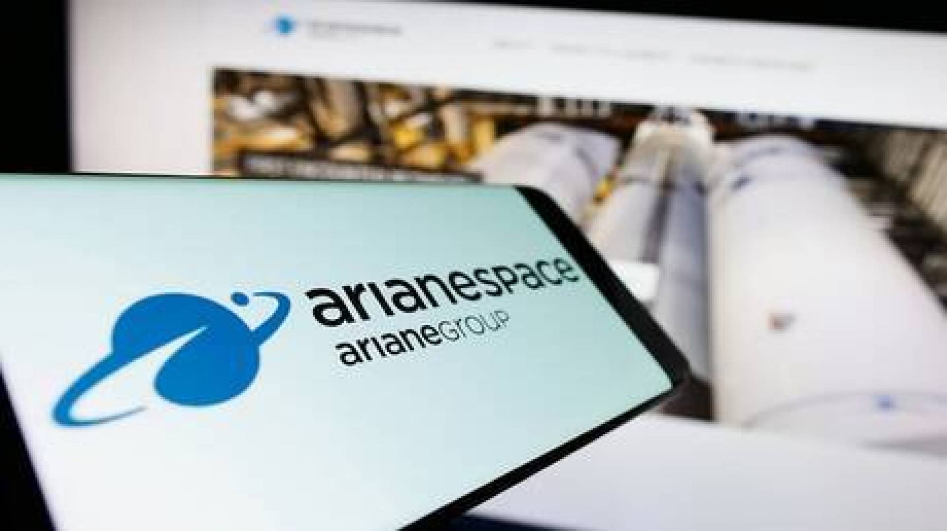 شركة Arianespace تطلق أقمارا عسكرية أوروبية جديدة إلى الفضاء '