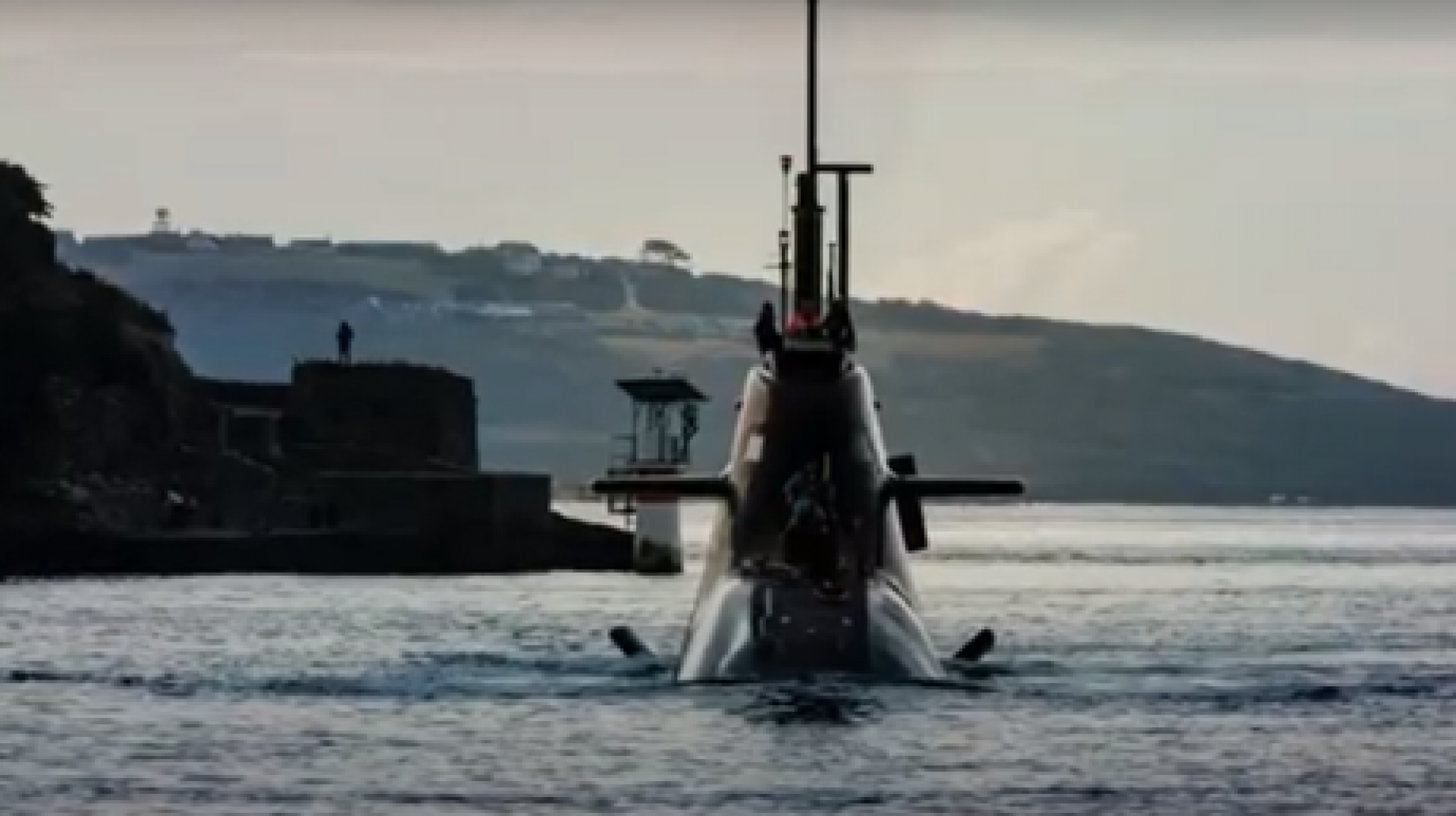 تعرف على مواصفات الغواصة U212 NFS الإيطالية الحديثة