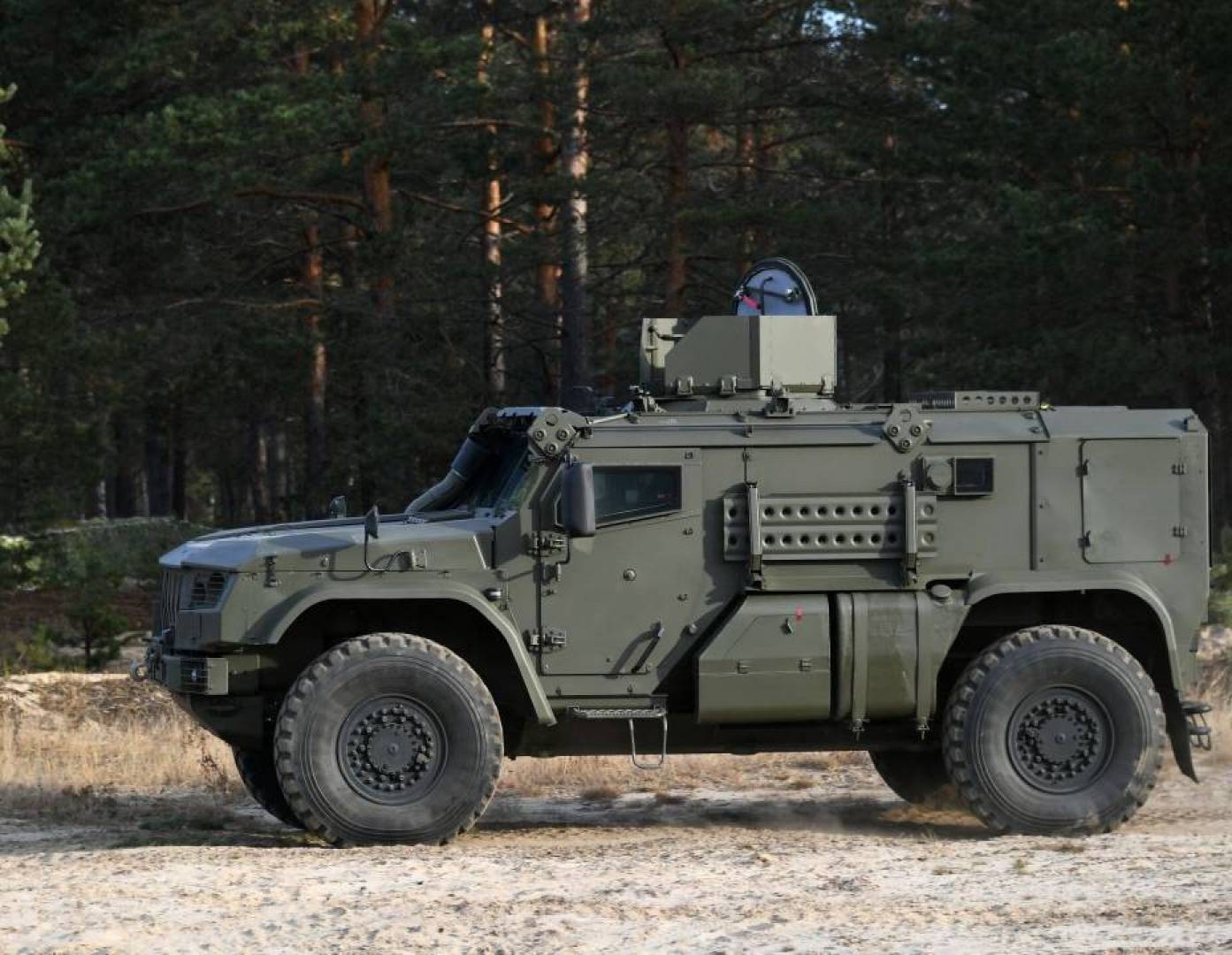 تعرف على مواصفات مركبة الإسعاف الروسية 