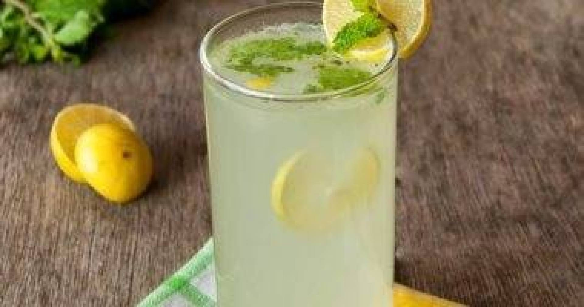 فوائد مشروب الليمون بالزنجبيل قبل النوم وتأثيره على صحة الجسم وجودة النوم