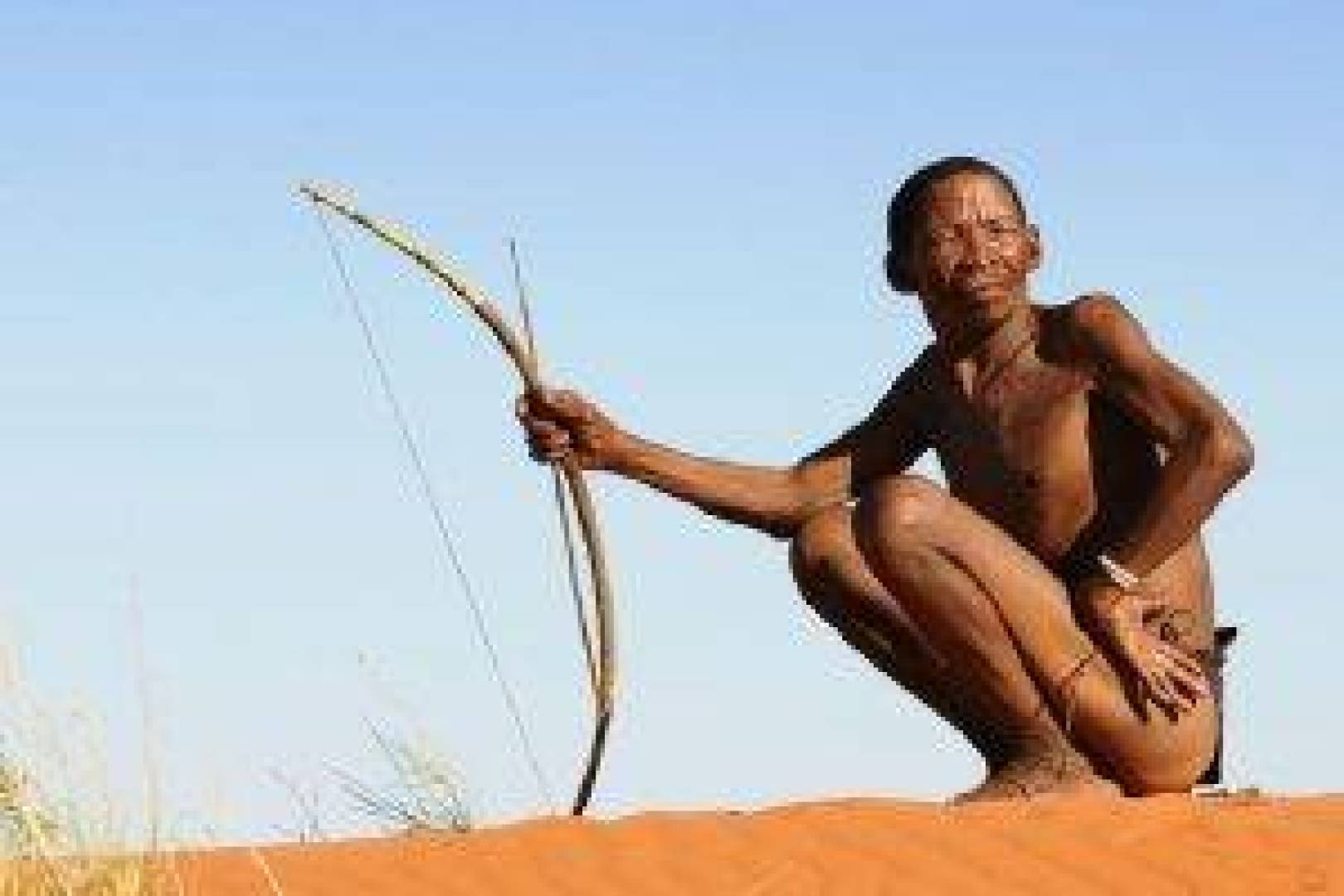 أصل الإنسان في أفريقيا: الأدلة الحالية والتفسيرات المتنافسة