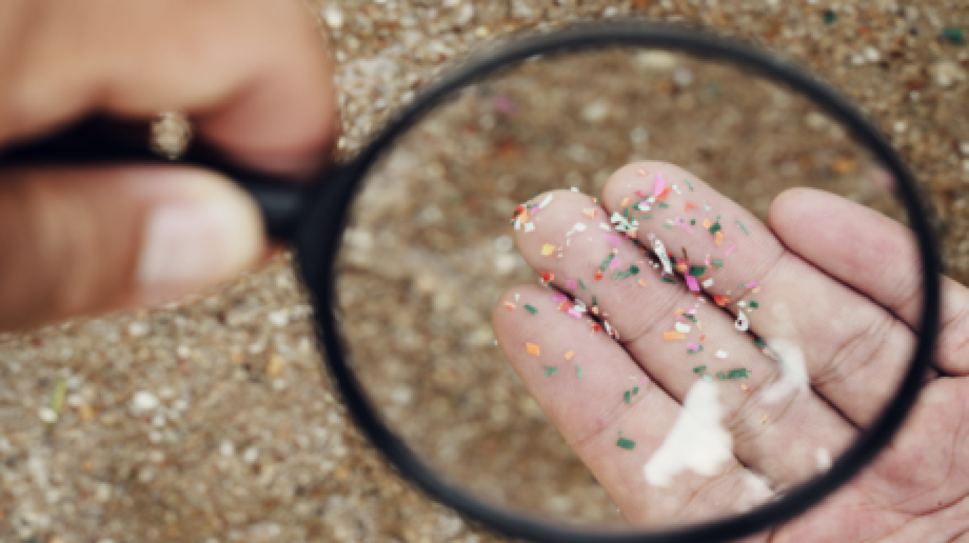 اكتشاف مثير: العثور على لدائن دقيقة في قلب الإنسان