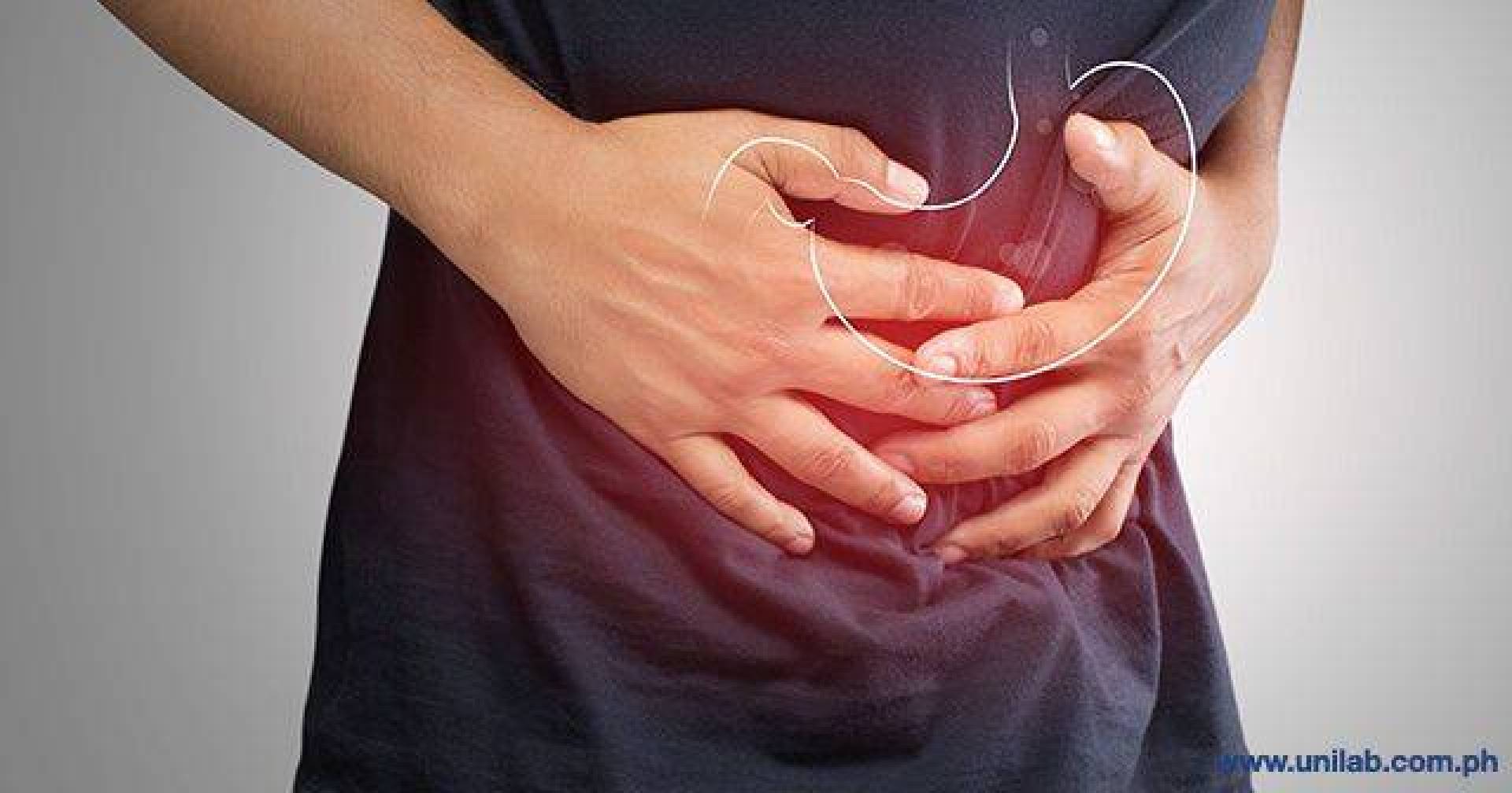 ما هي العلاجات الطبيعية لتخفيف الأعراض المرتبطة بعسر الهضم؟ ما هي العلاجات الطبيعية لتخفيف الأعراض المرتبطة بعسر الهضم؟