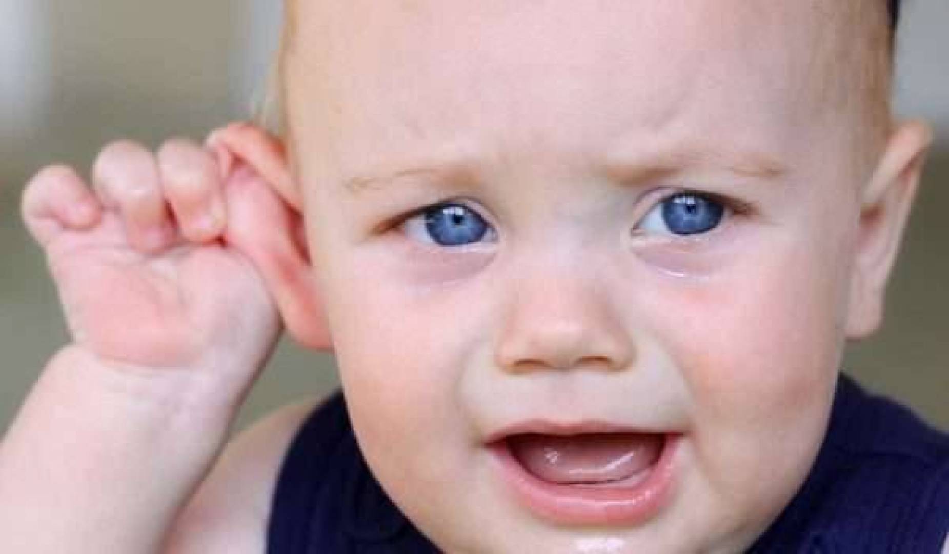 التهابات الأذن عند الأطفال.. الأسباب وطرق العلاج والوقاية